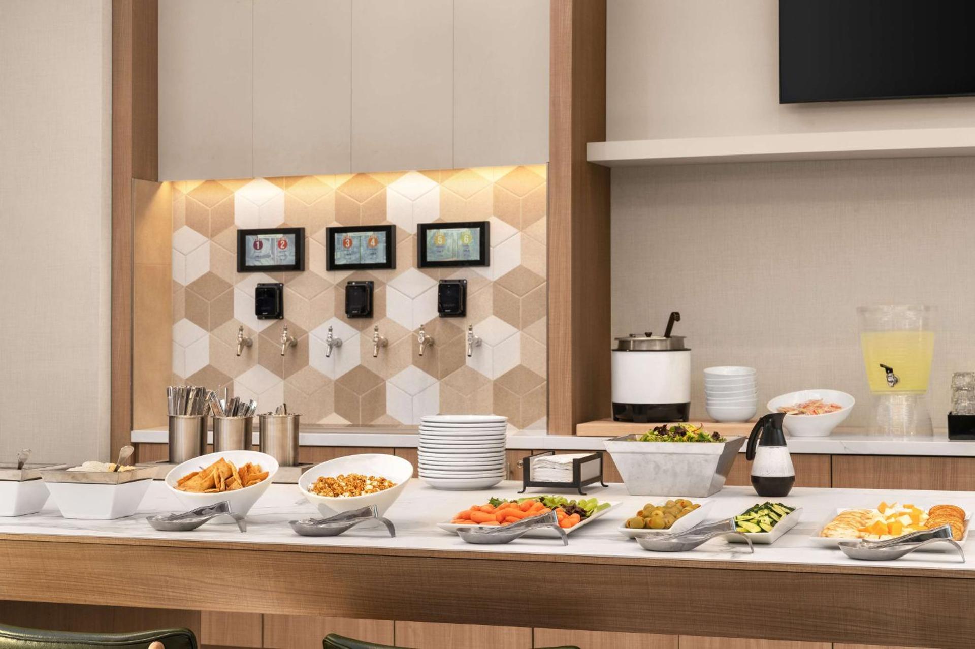 Homewood Suites By Hilton North Las Vegas Speedway - Photo 10