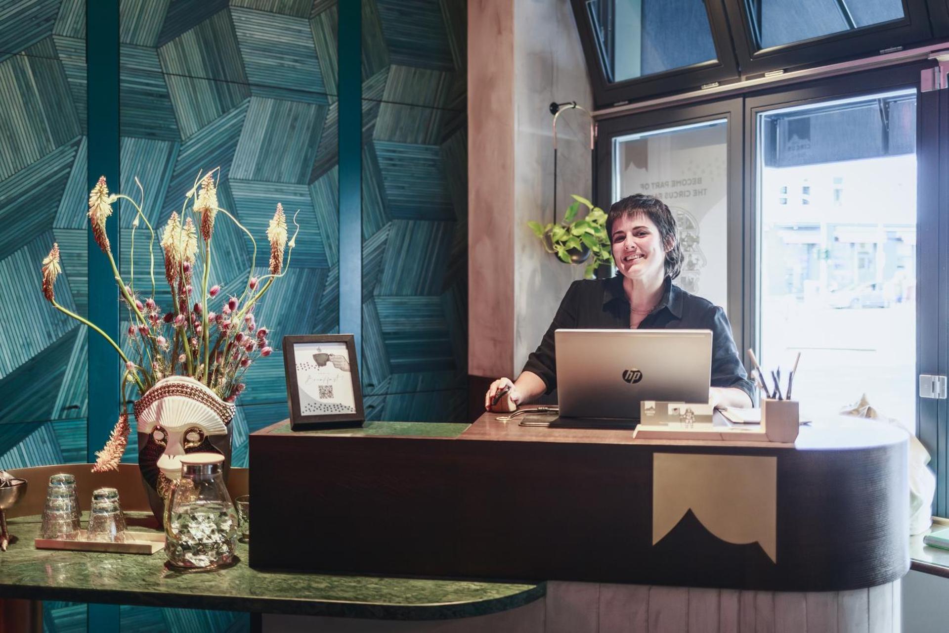 The Circus Hotel - Photo 17