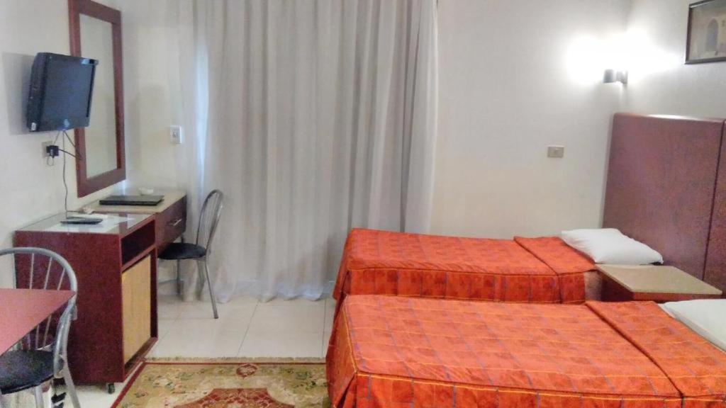 Pharaohs Hotel - Photo 57