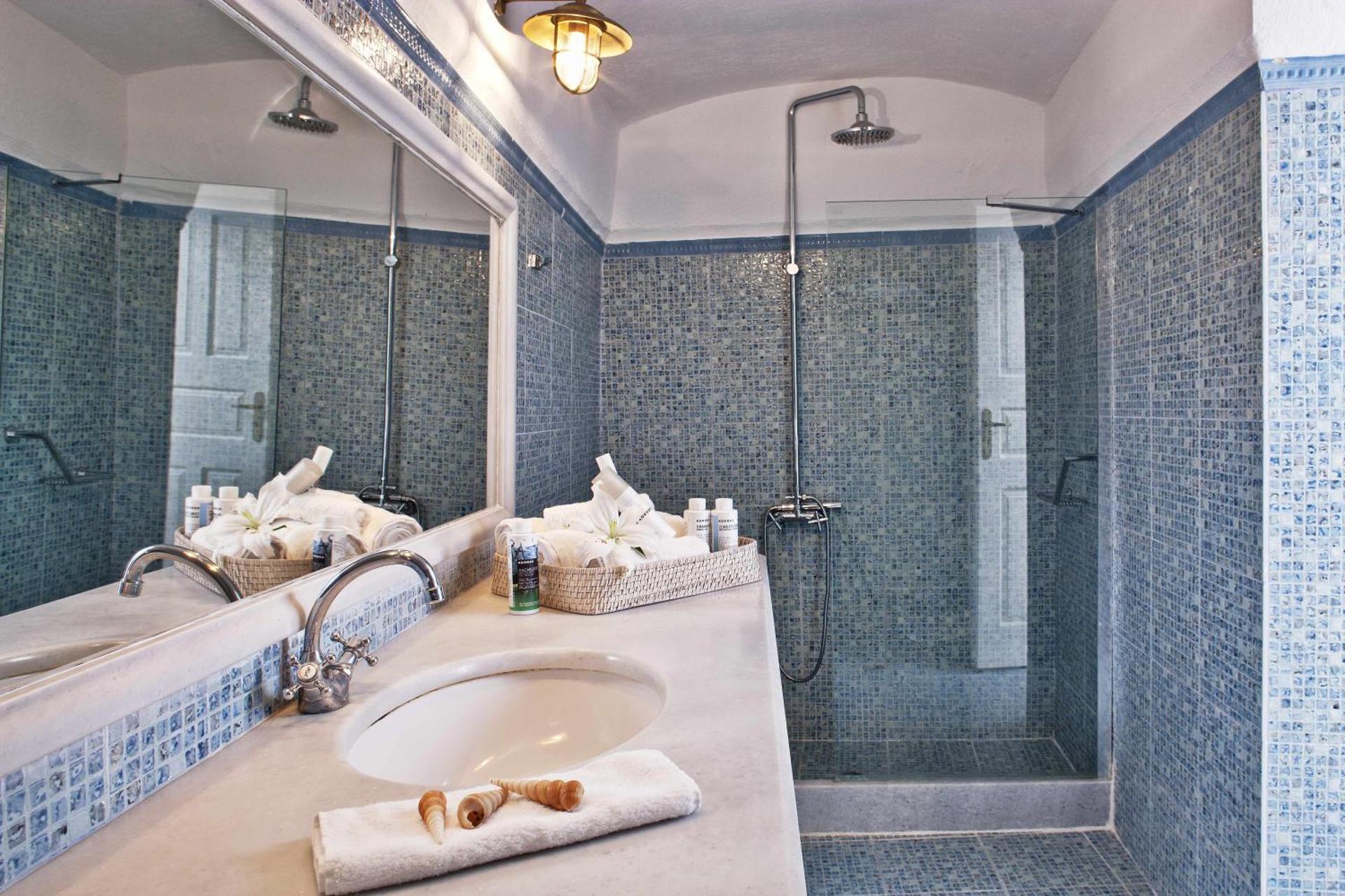 Hotel Thireas - Photo 84