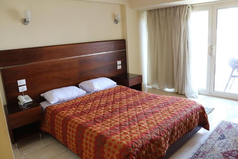 Pharaohs Hotel - Photo 19