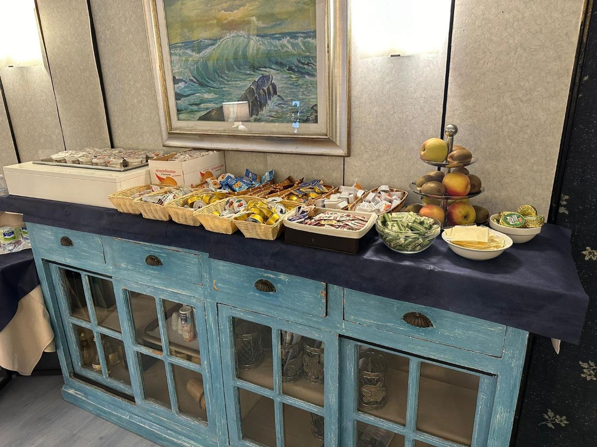 Hotel Belvedere - Photo 23
