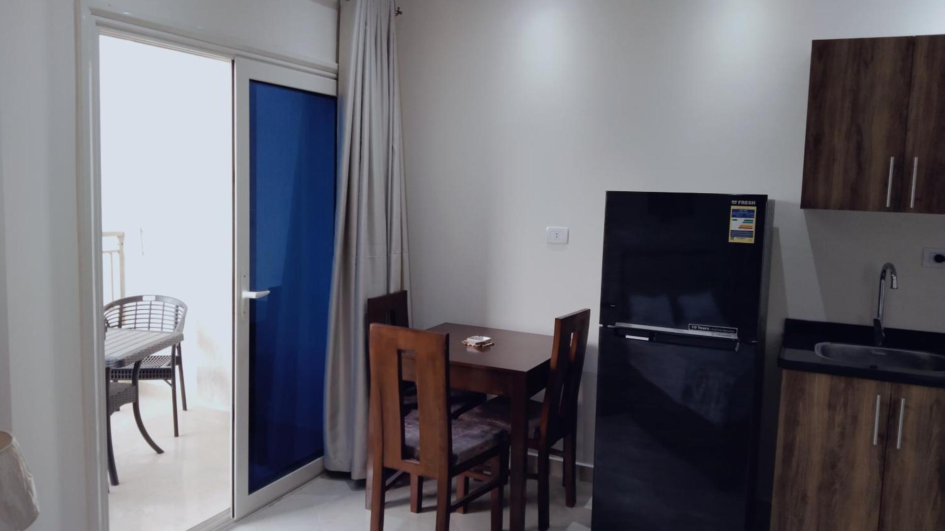 La Quinta Beach Resort - Photo 3