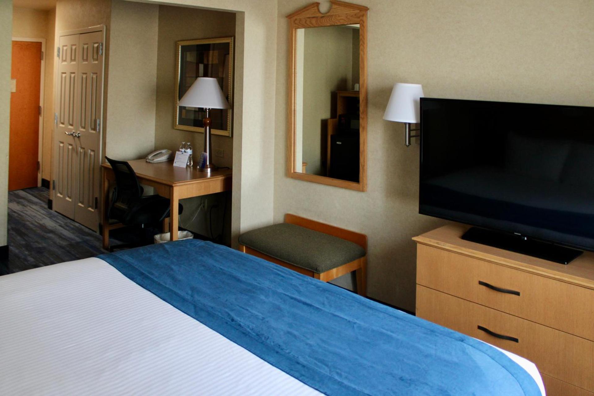 Marco LaGuardia Hotel & Suites - Photo 25