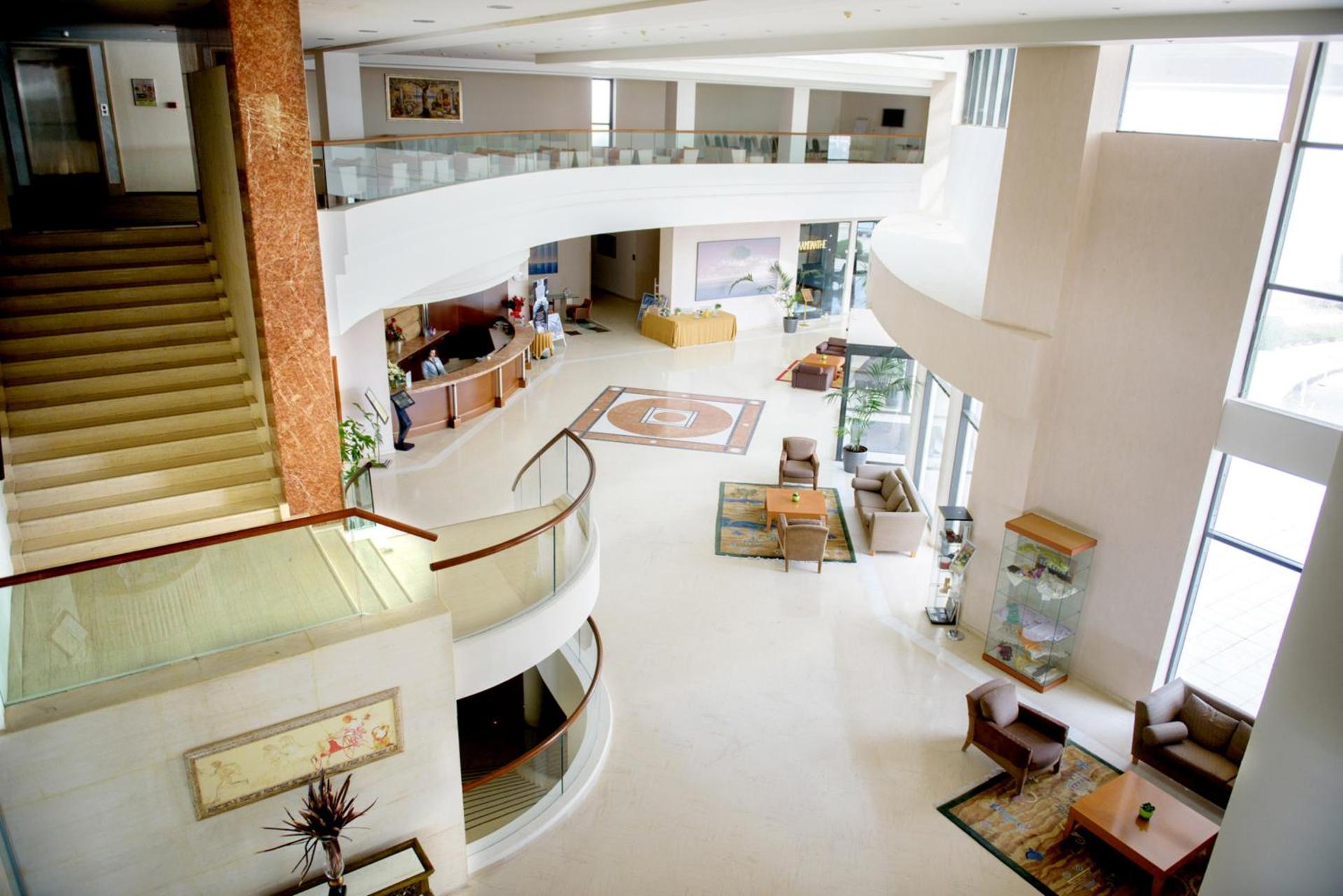 Ramada Plaza by Wyndham Thraki - Photo 142