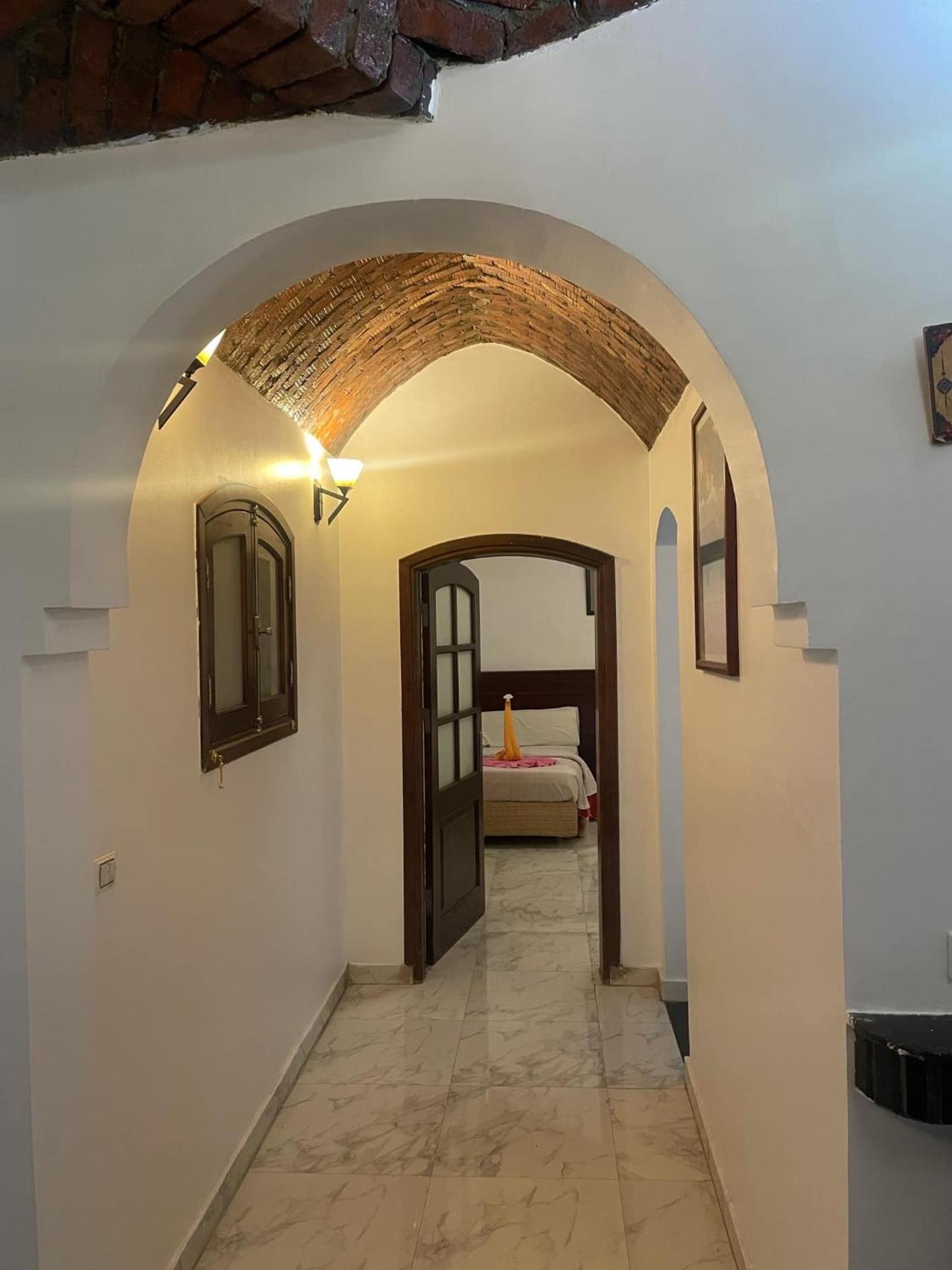 Eye of Horus House - Photo 66