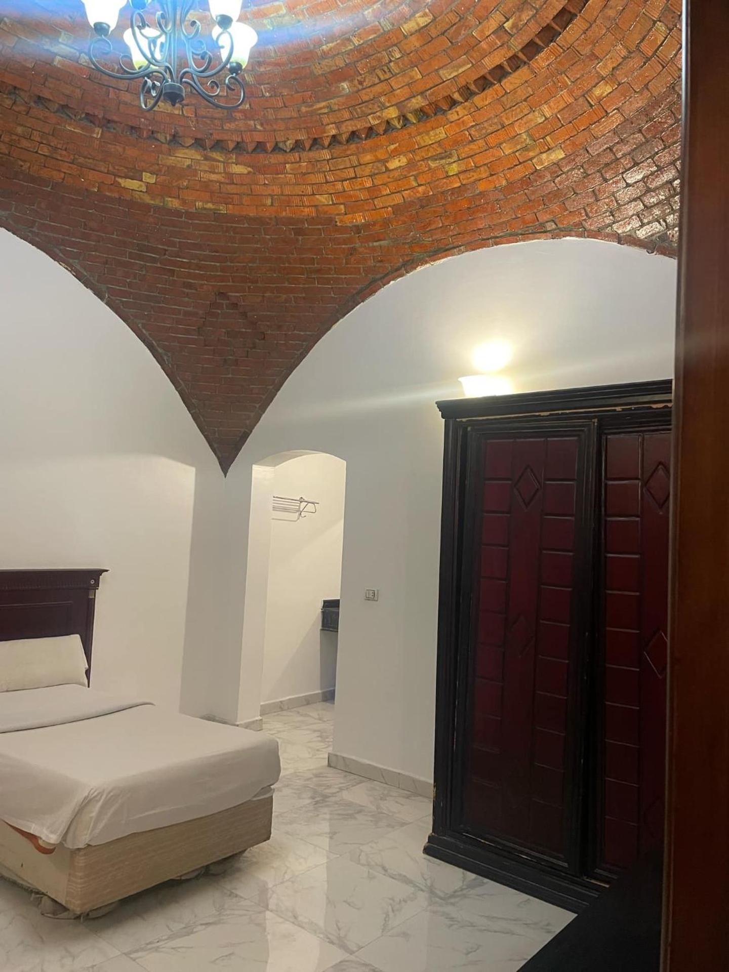 Eye of Horus House - Photo 65