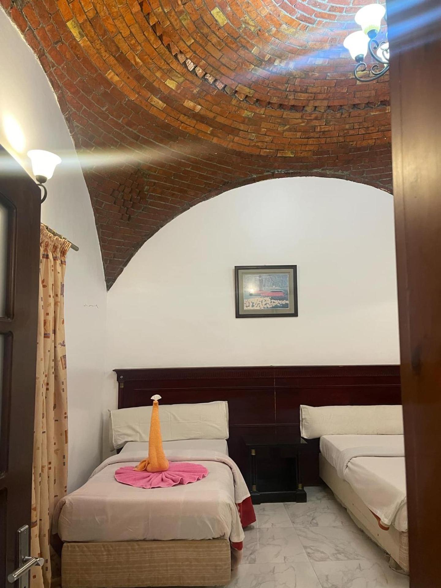 Eye of Horus House - Photo 62