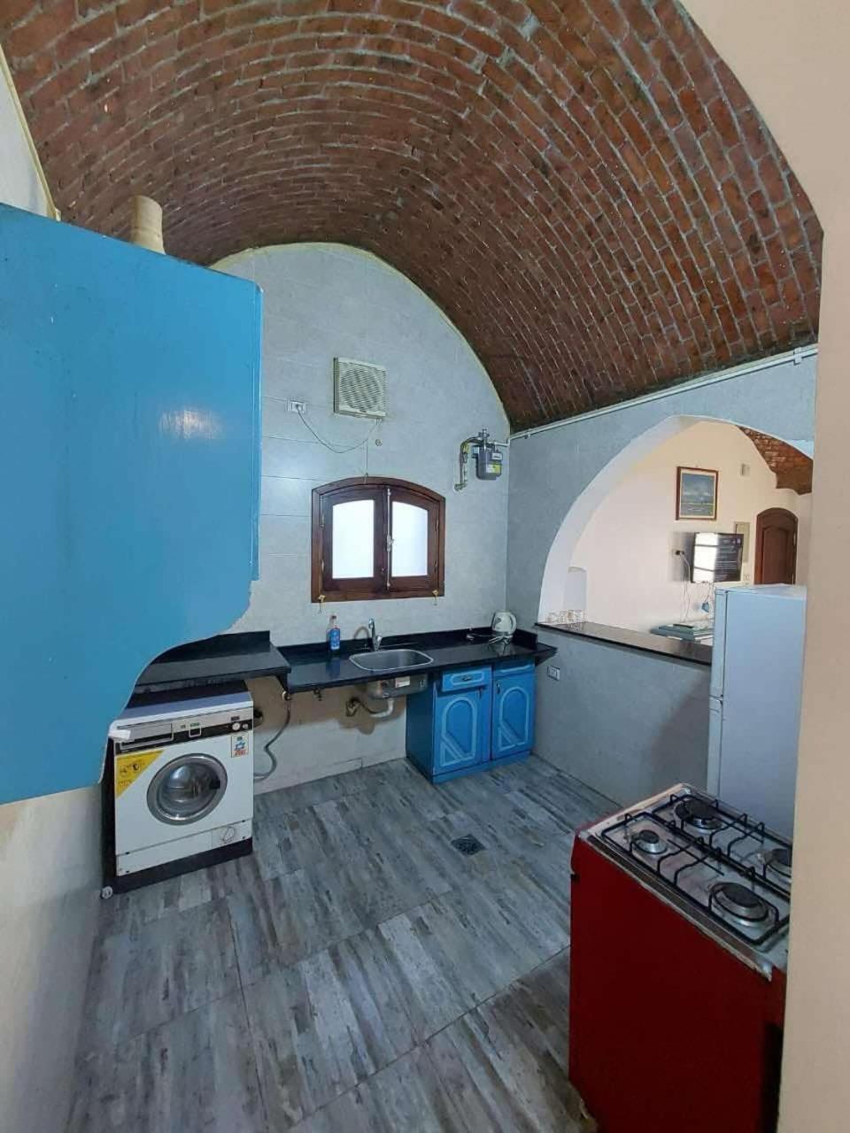 Eye of Horus House - Photo 74