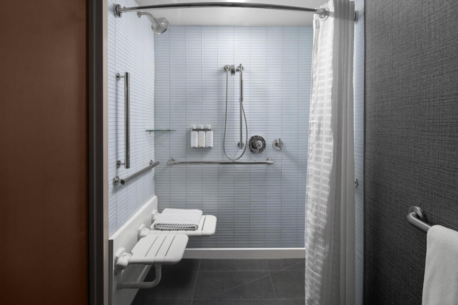 Cambria Hotel New York - Chelsea - Photo 32