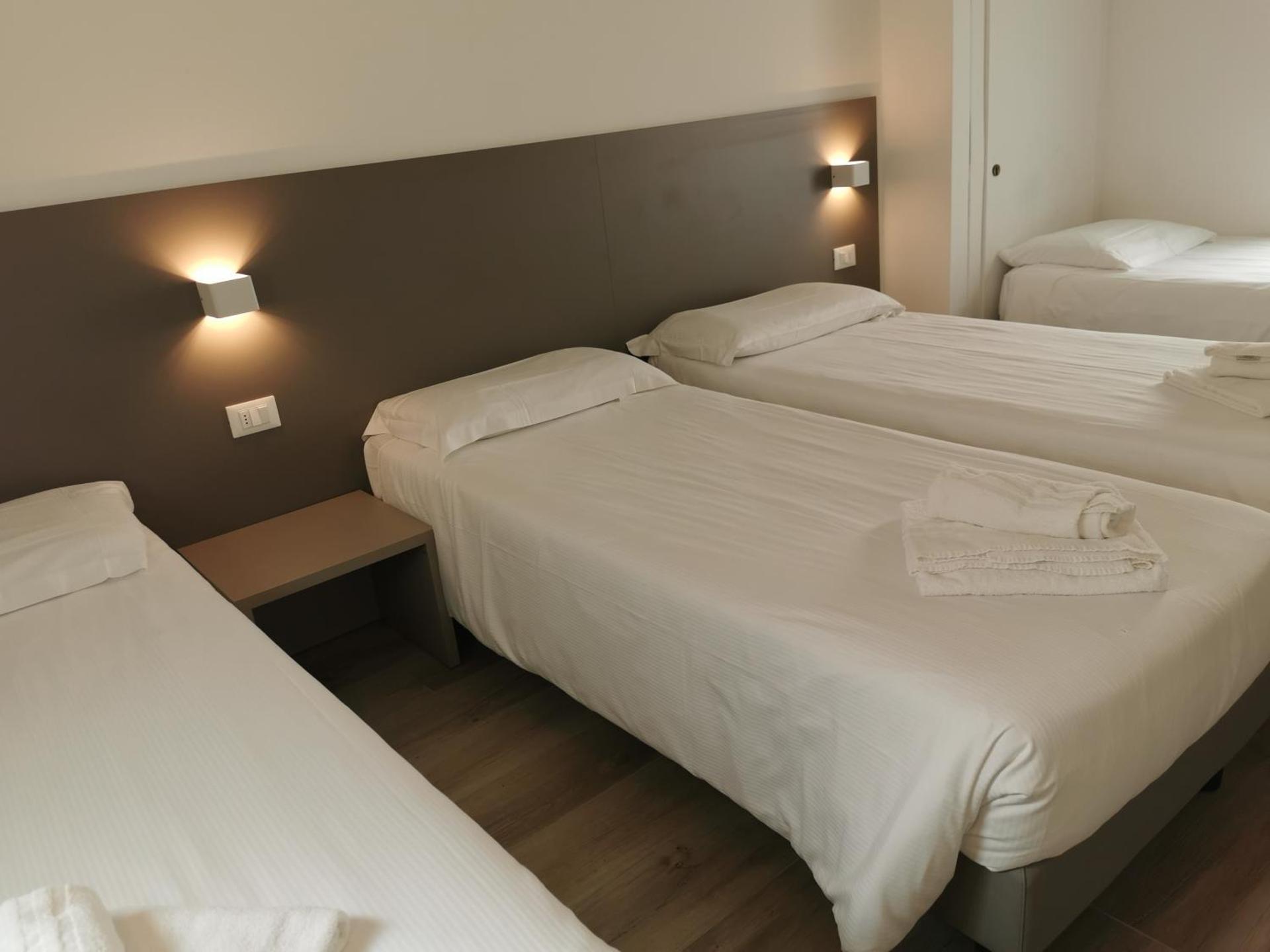 Hotel Sonia - Photo 40