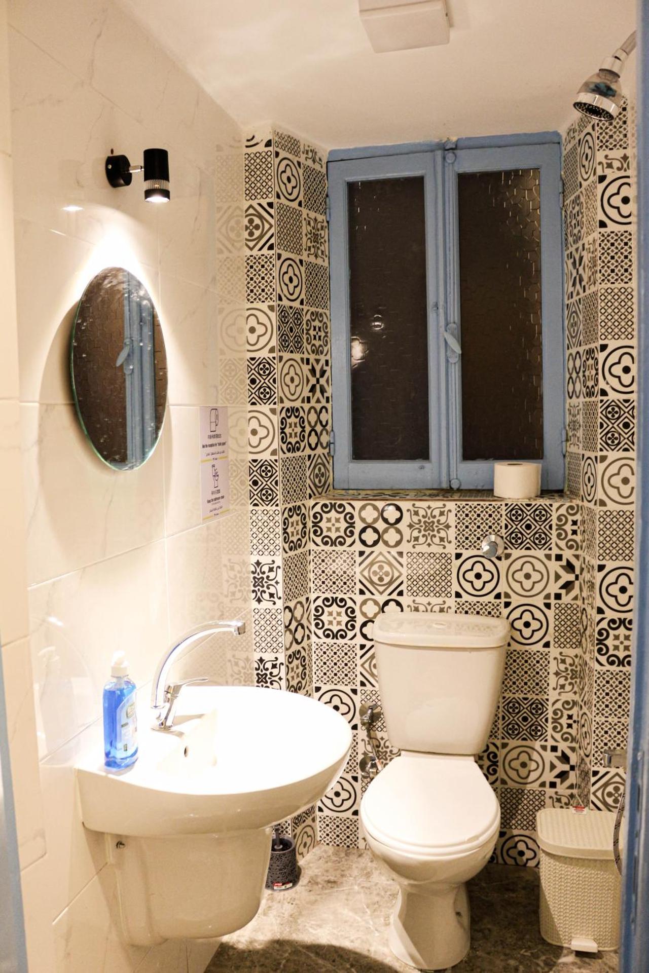 Ithaka Raml Hostel - Photo 86