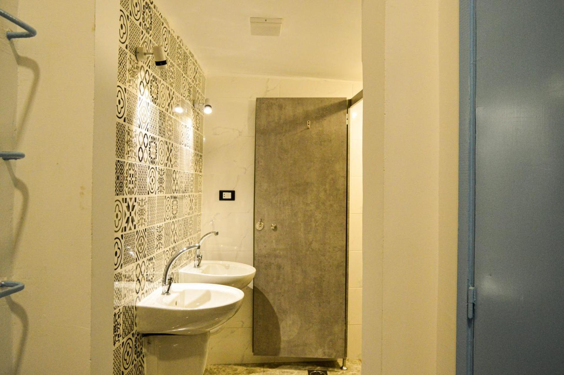 Ithaka Raml Hostel - Photo 88