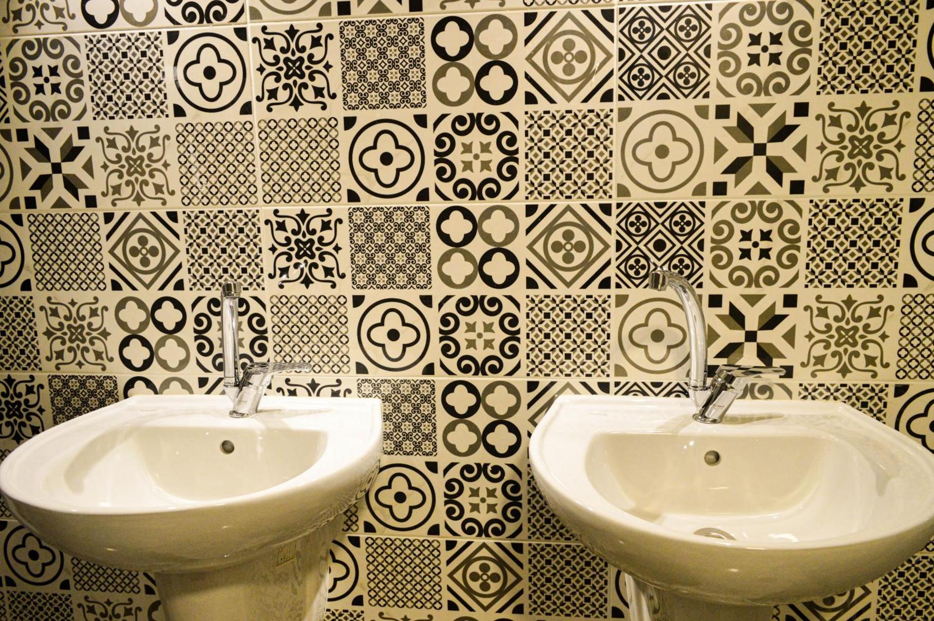 Ithaka Raml Hostel - Photo 91