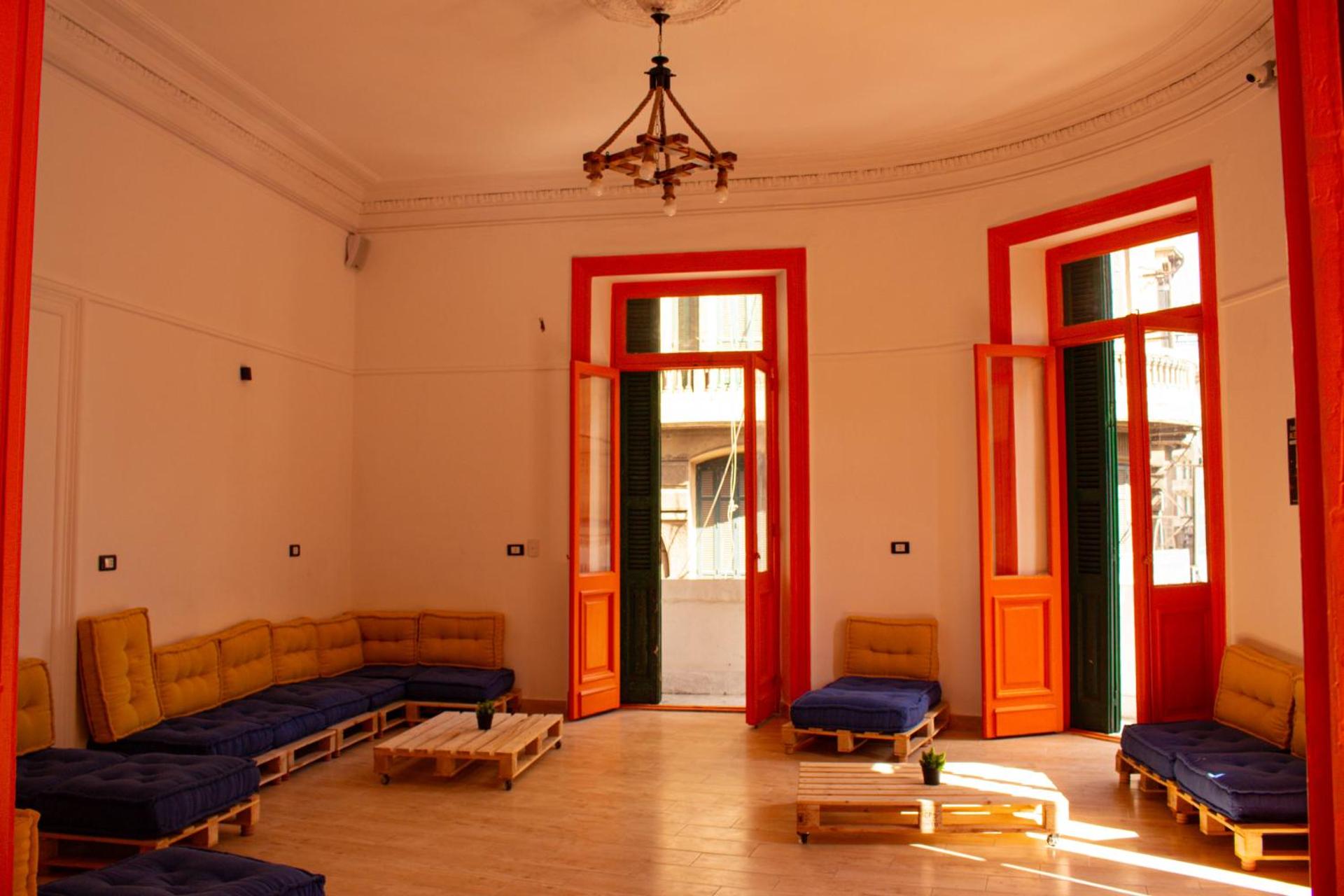 Ithaka Raml Hostel - Photo 95