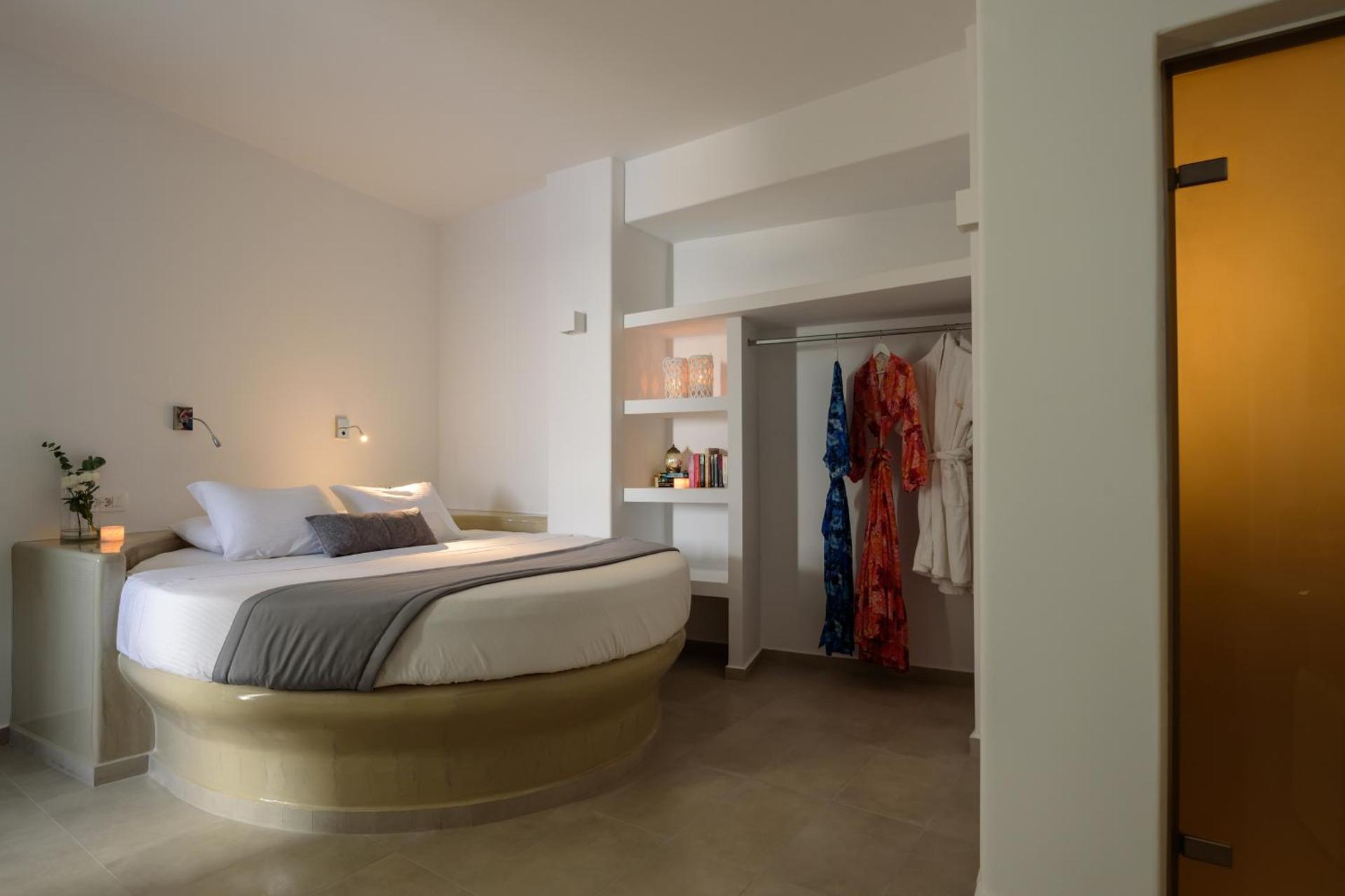 Pegasus Suites & Spa - Photo 117