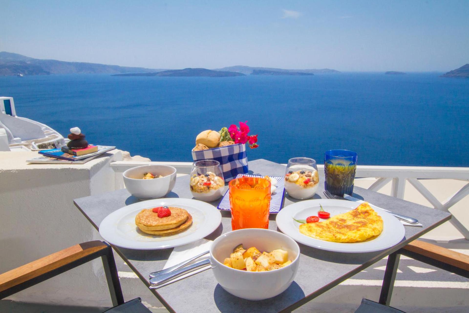 Alexander's Suites - Photo 11