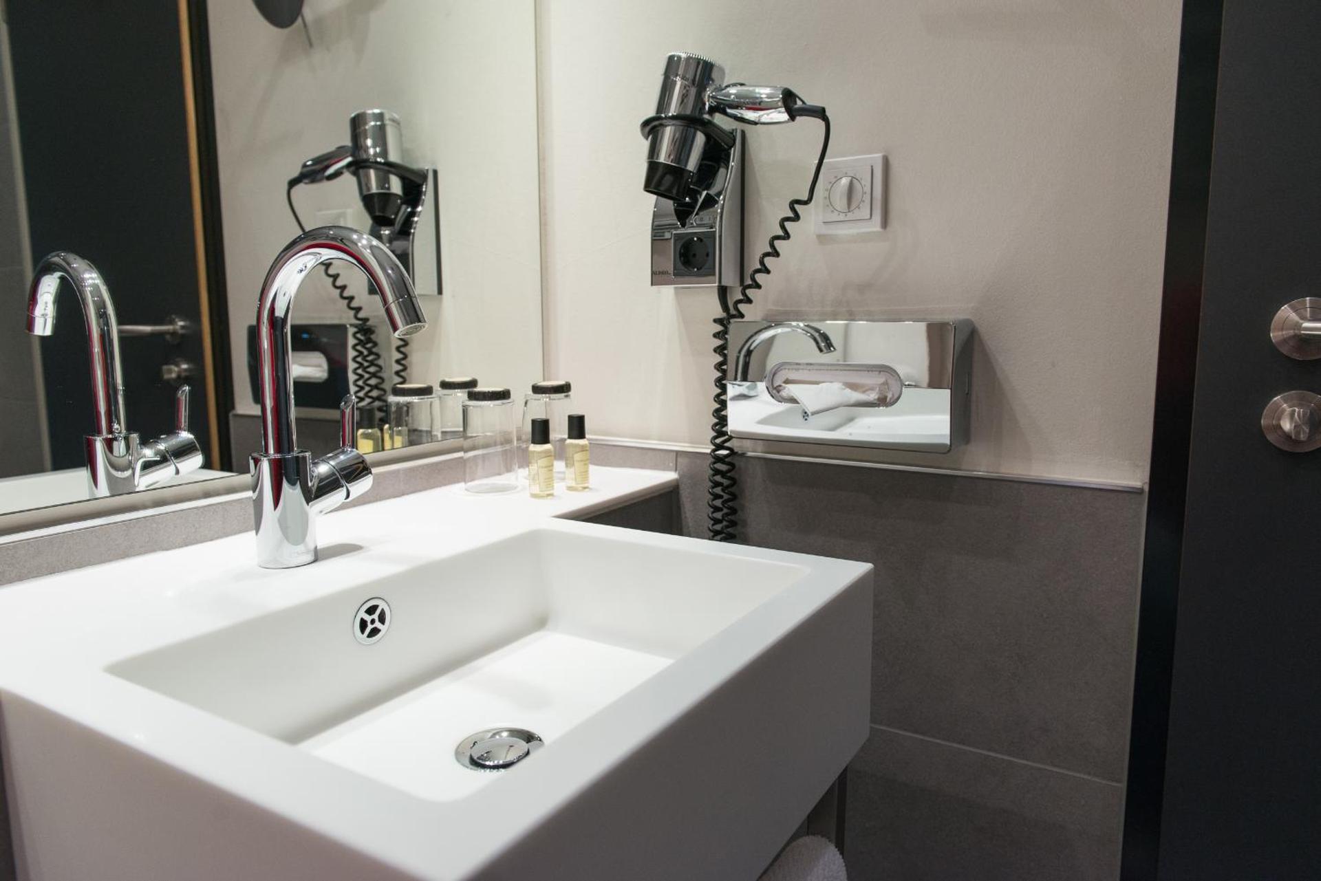 Hotel Hamburger Hof - Photo 44