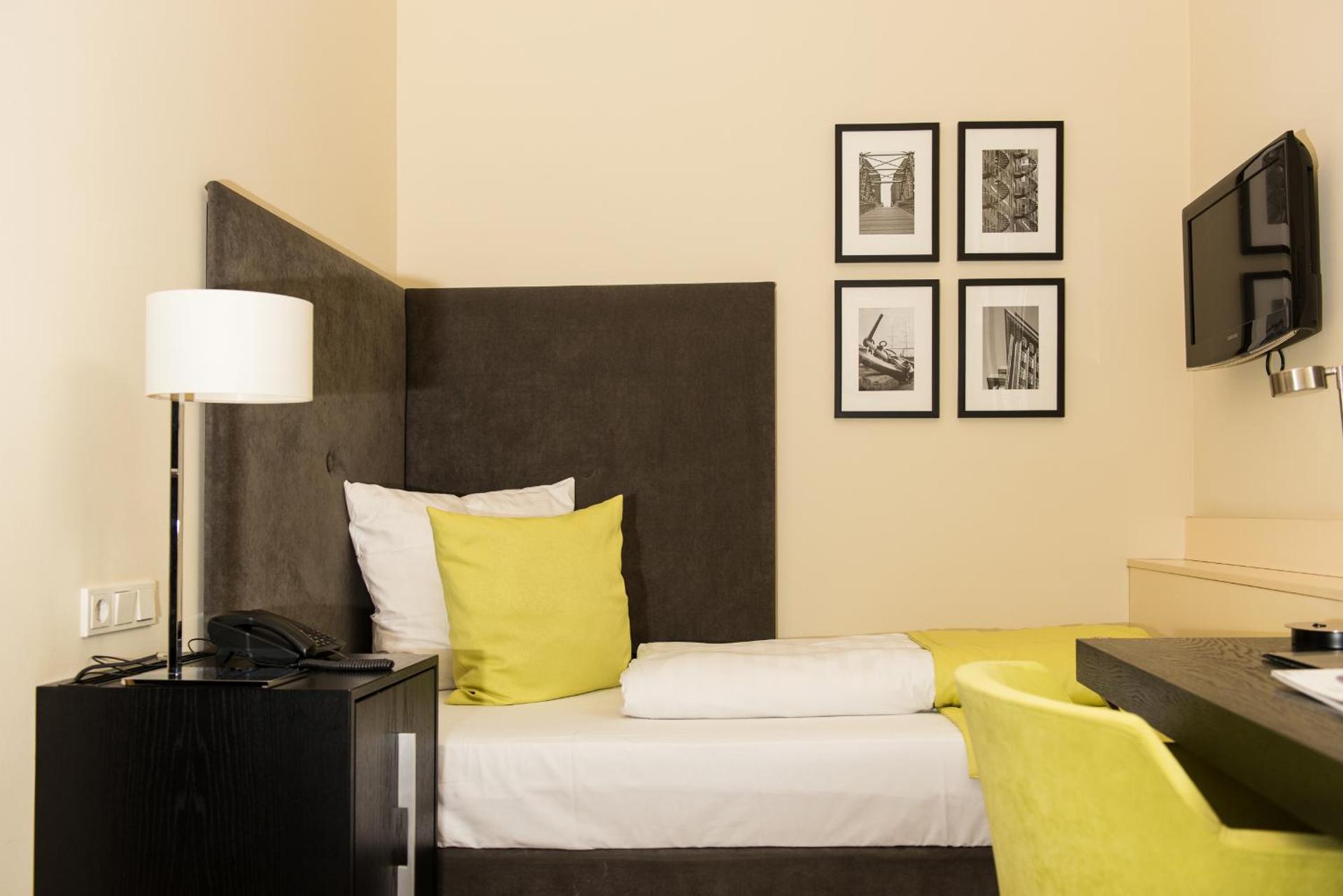 Hotel Hamburger Hof - Photo 43