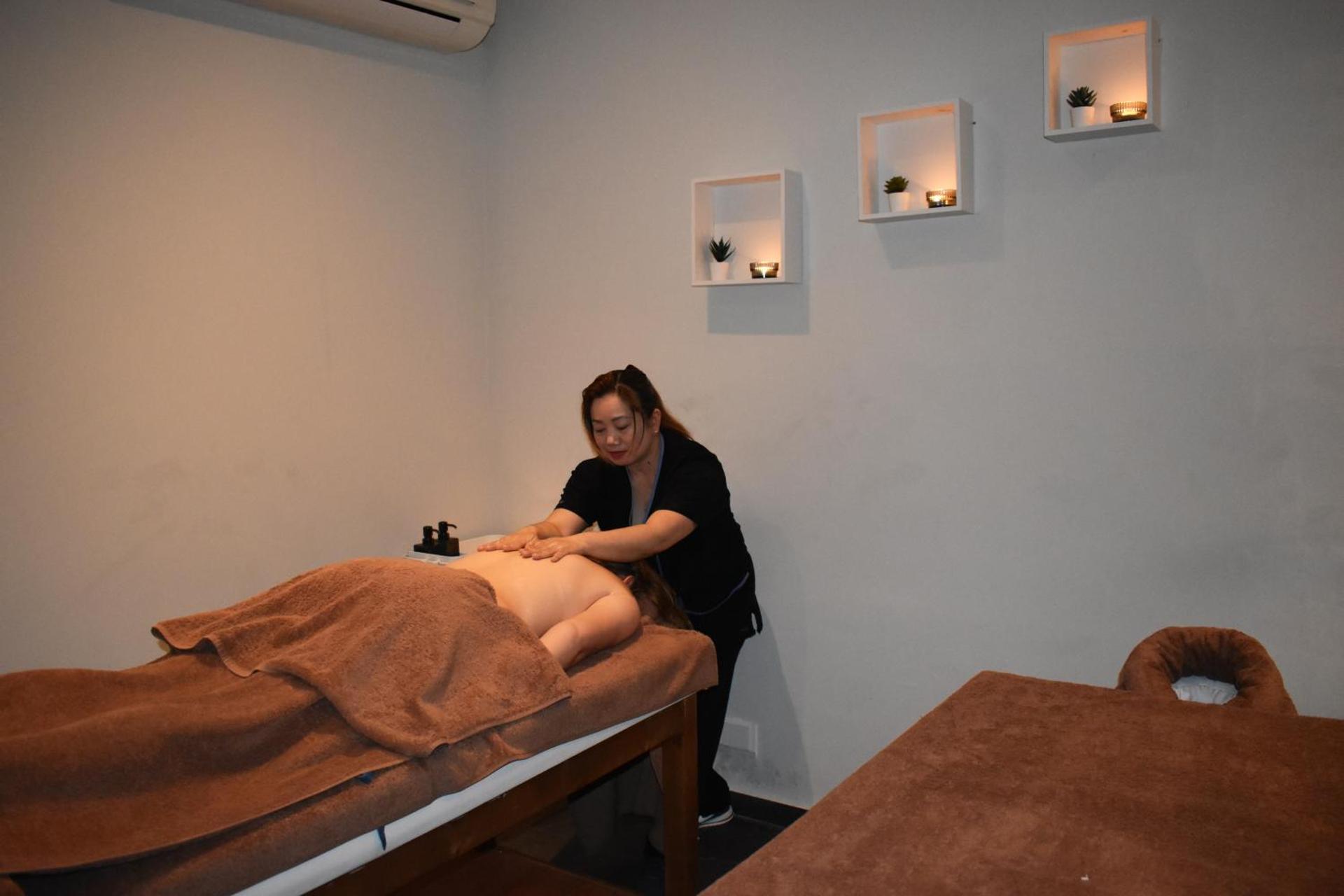 Mayfair Hotel - Photo 23