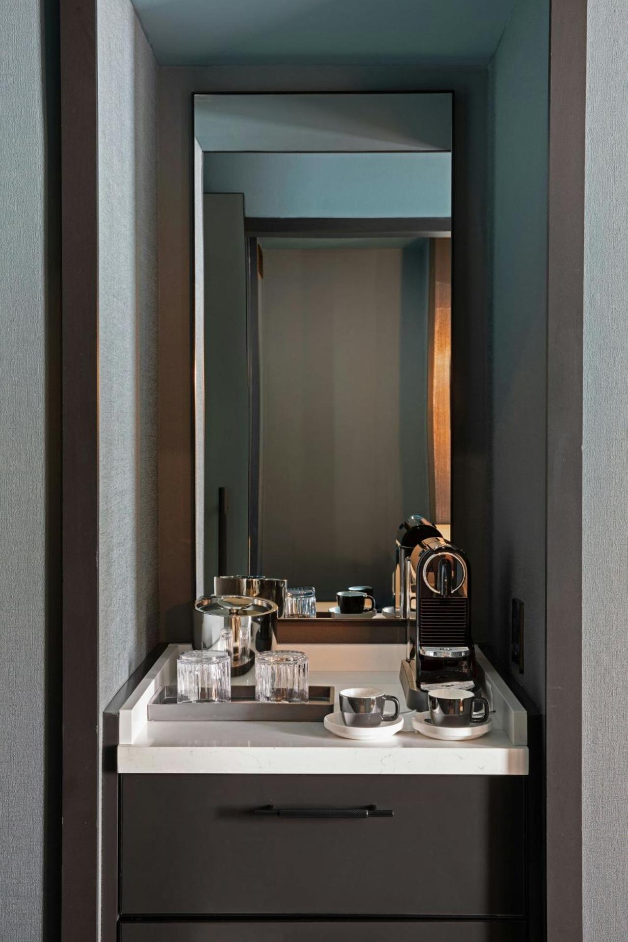 W New York - Union Square - Photo 5