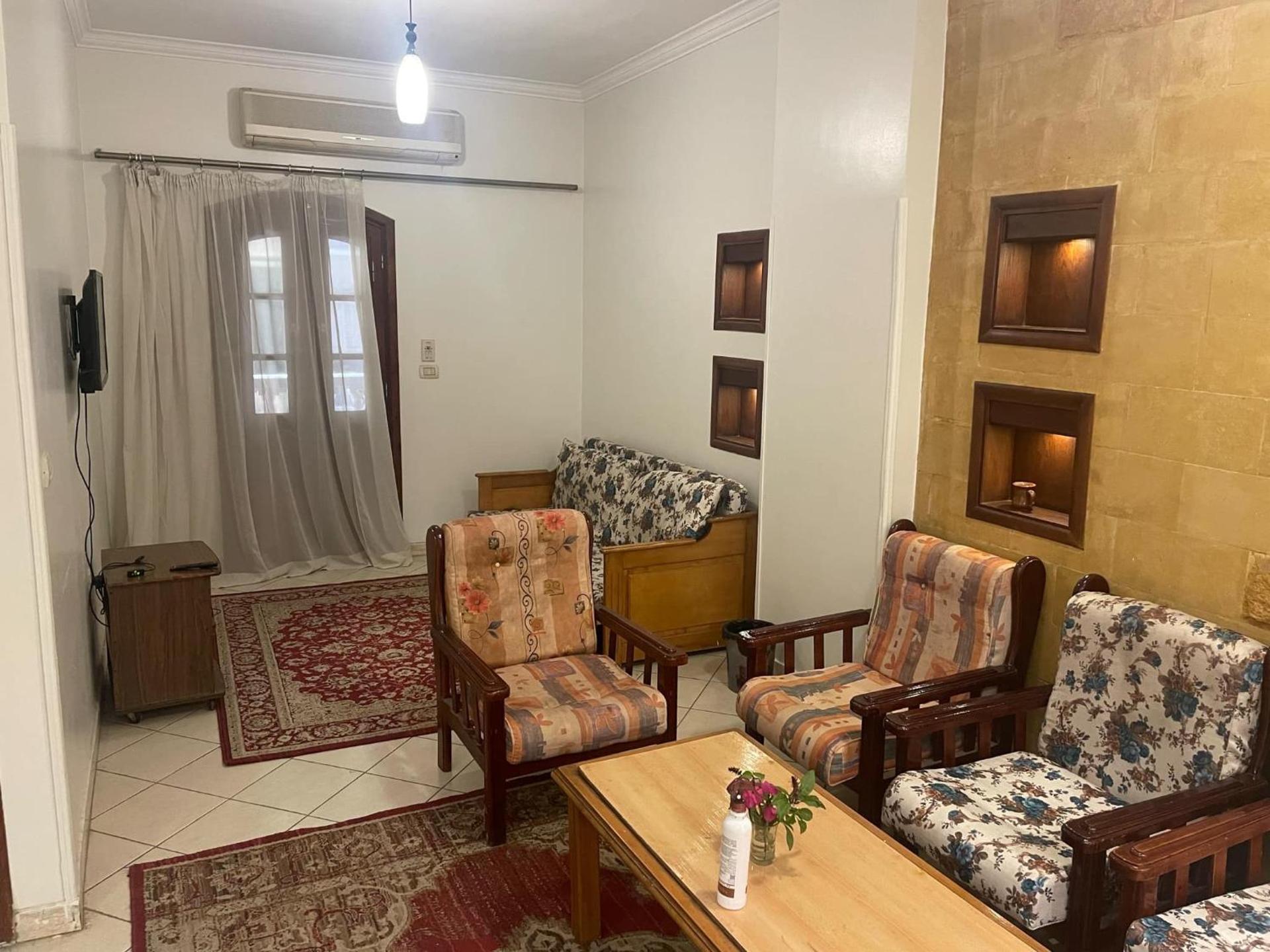 Eye of Horus House - Photo 20