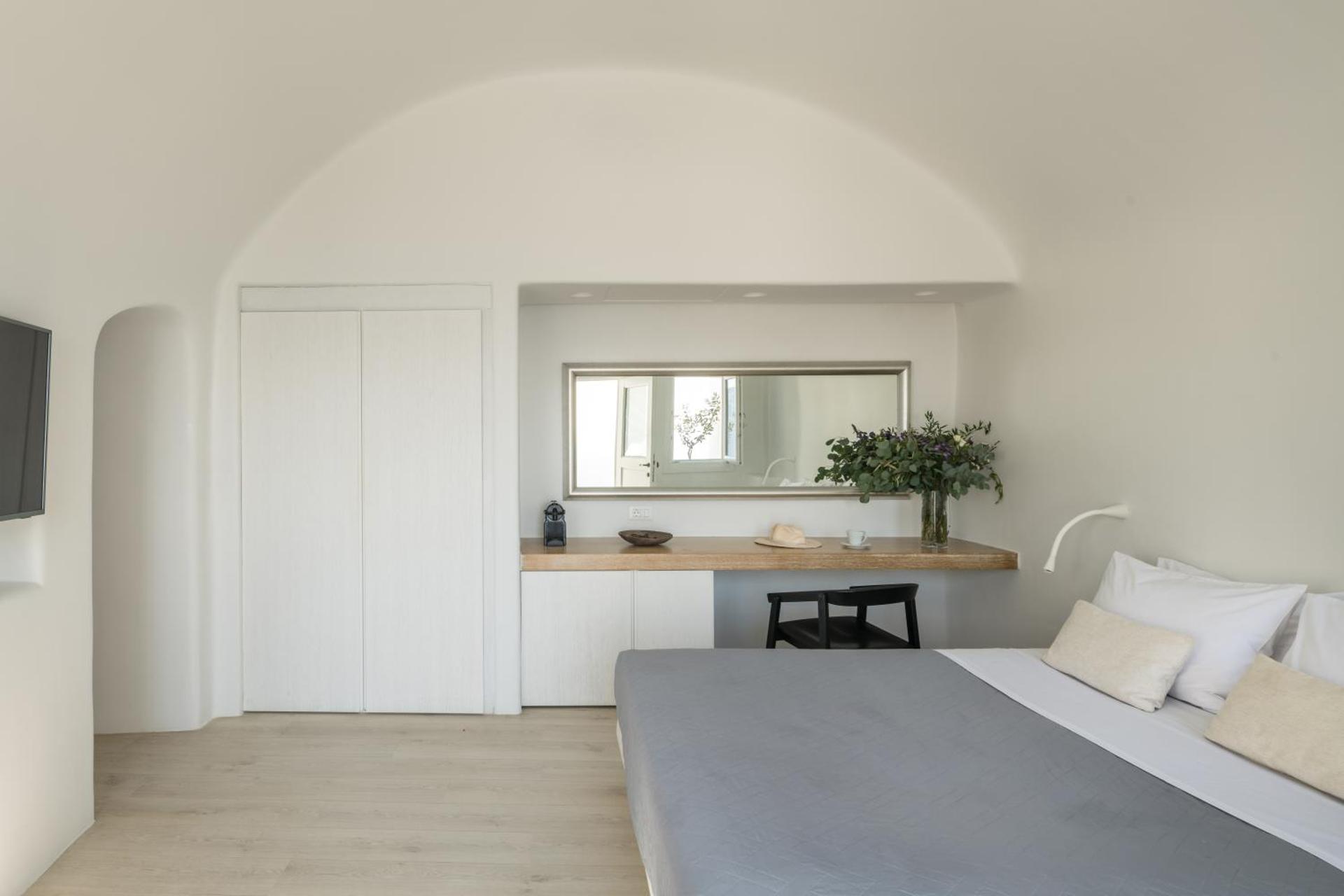 Porto Fira Suites - Photo 63