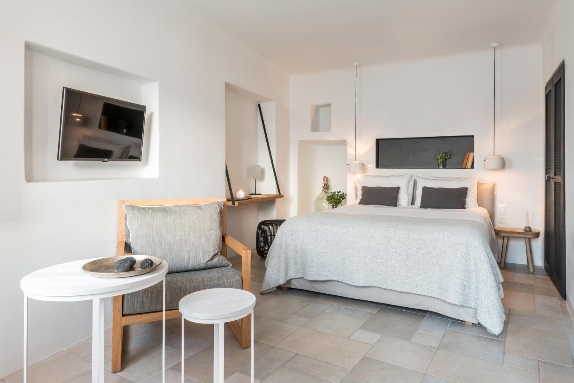 Porto Fira Suites - Photo 67