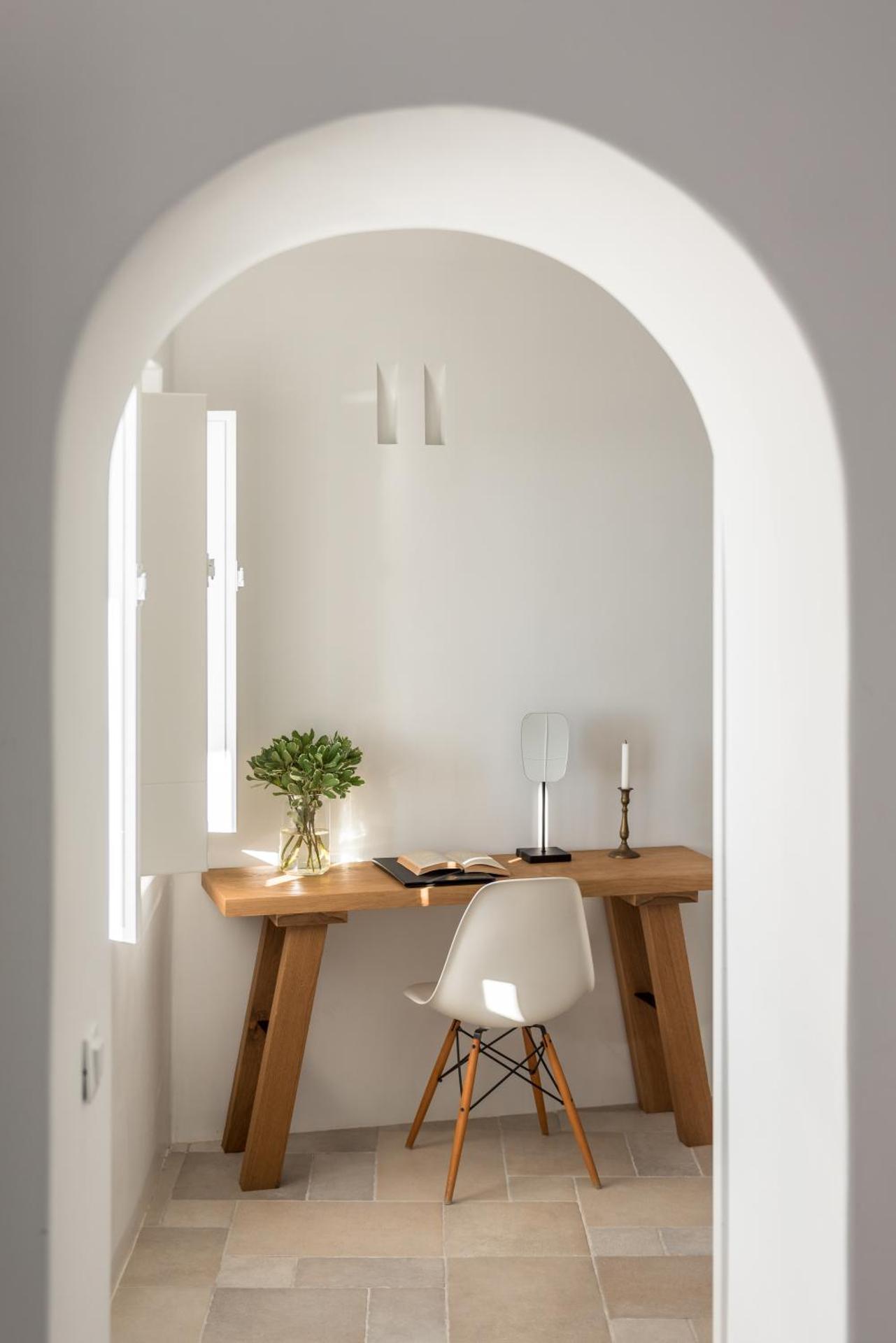 Porto Fira Suites - Photo 79