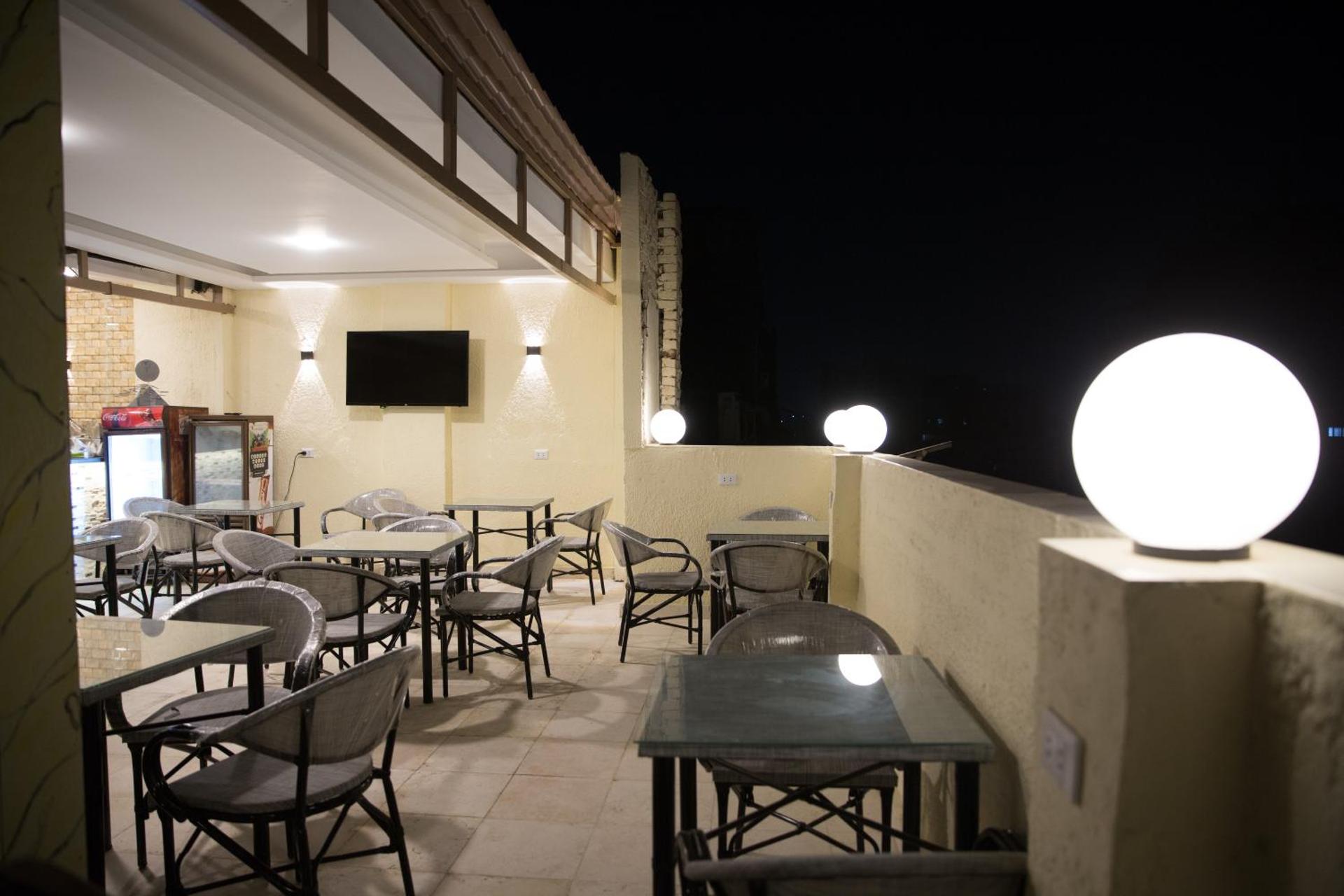 Royal Cairo Hotel - Photo 11