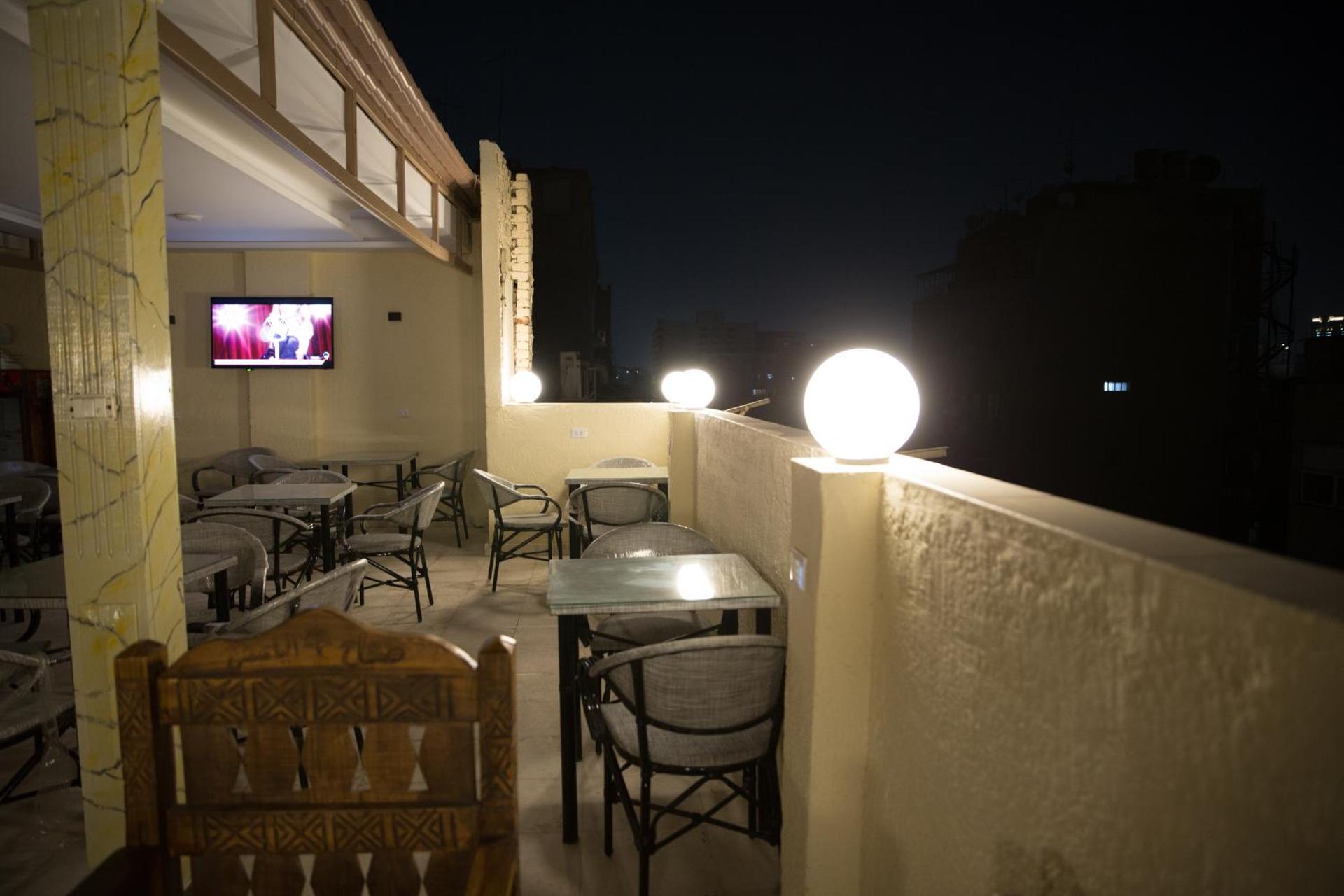 Royal Cairo Hotel - Photo 21