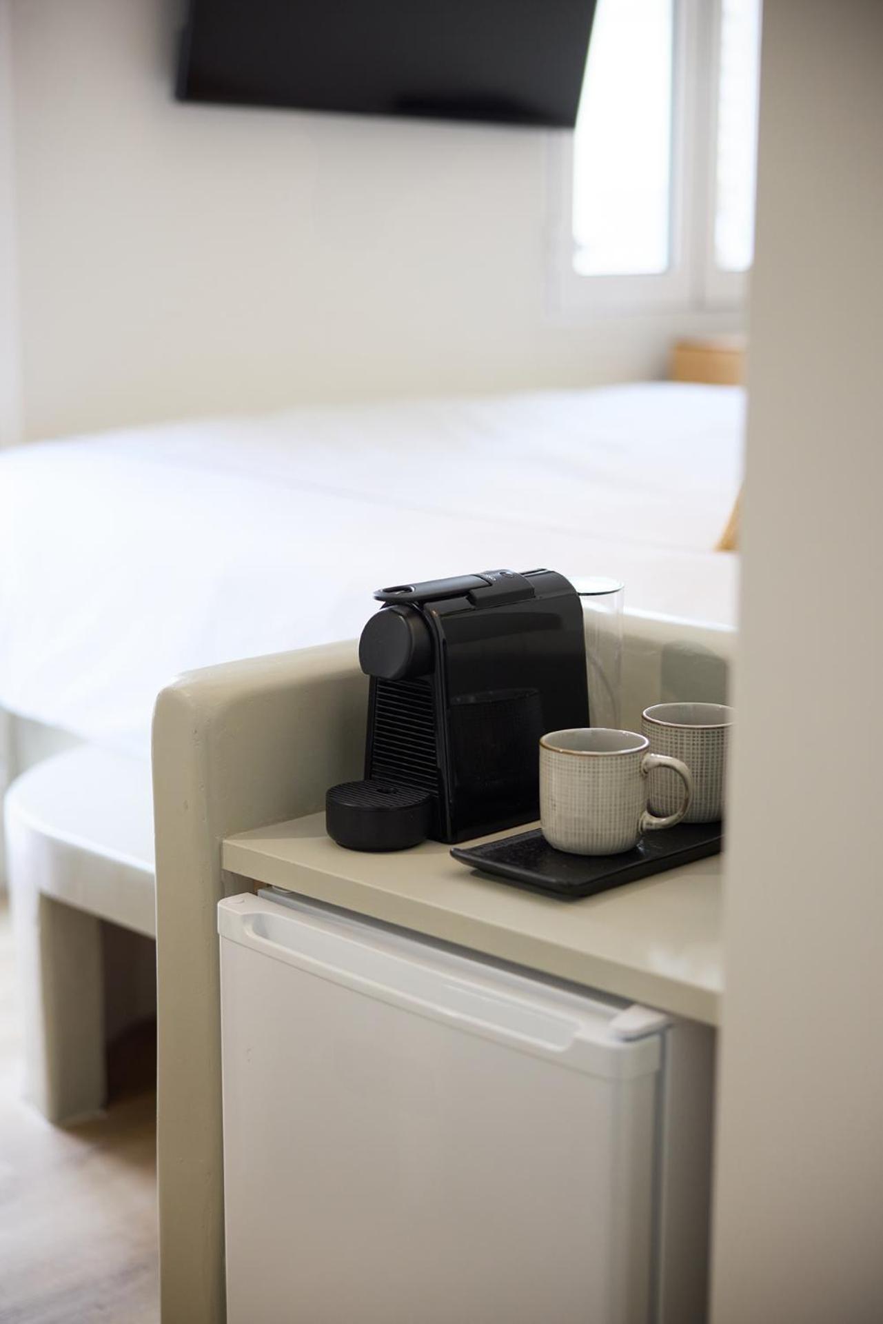 AthenSun Luxury Suites - Photo 14