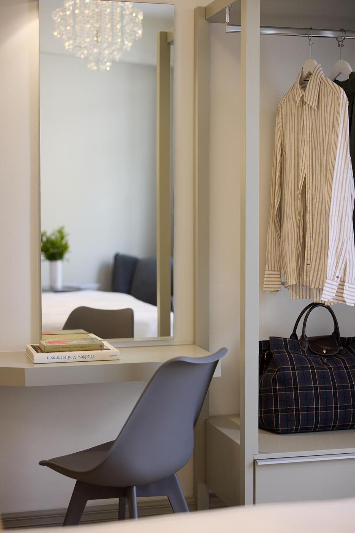 AthenSun Luxury Suites - Photo 23