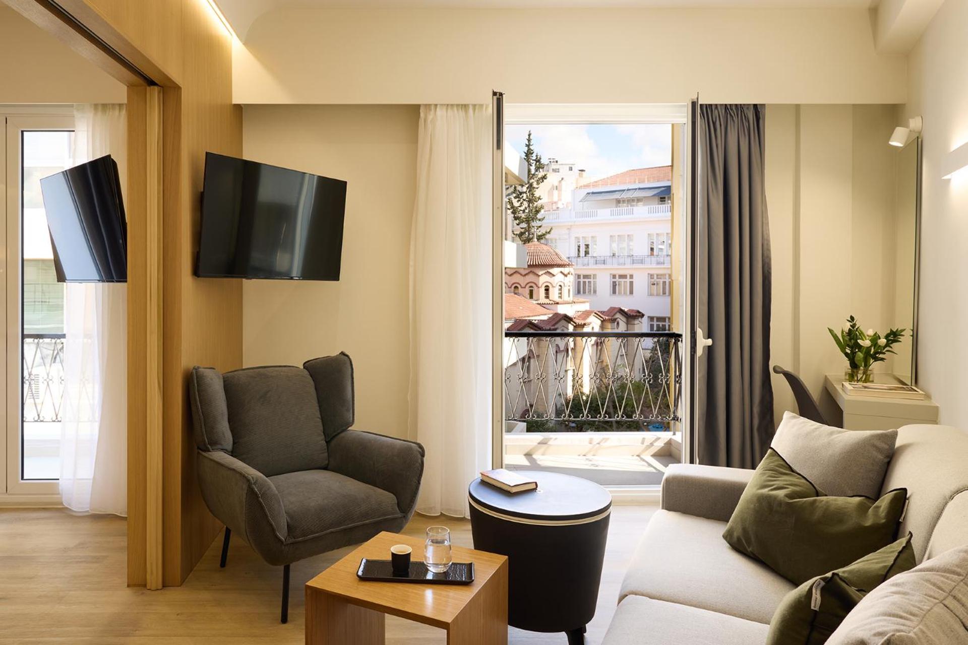 AthenSun Luxury Suites - Photo 9