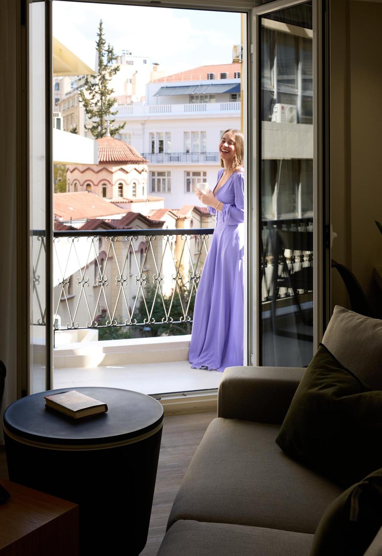 AthenSun Luxury Suites - Photo 6