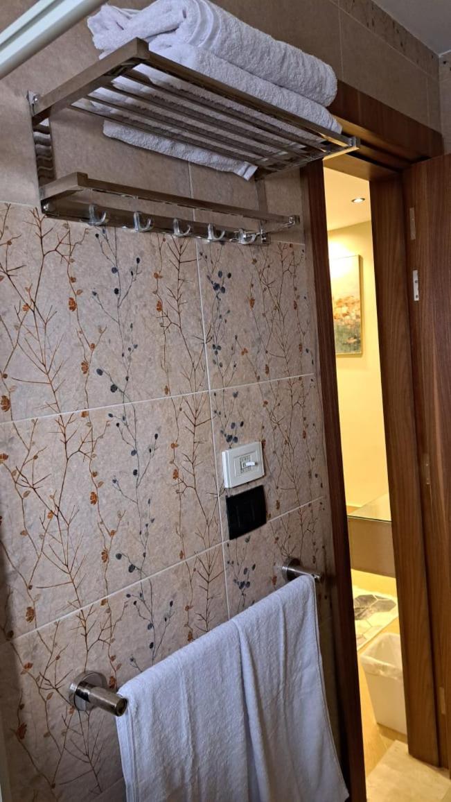 MIRA Holiday Home - Photo 20