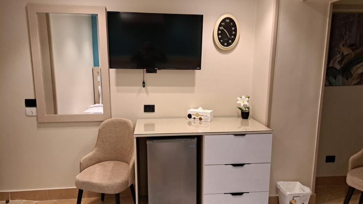 MIRA Holiday Home - Photo 6