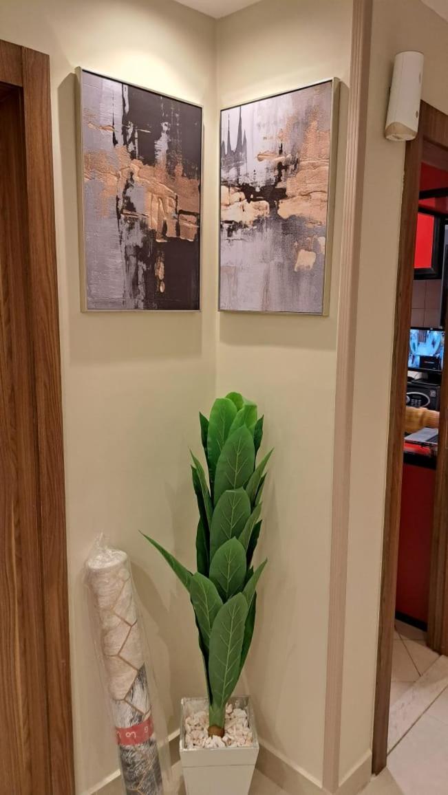 MIRA Holiday Home - Photo 32