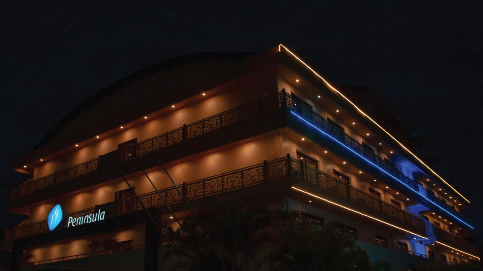 Peninsula Hotel Dar Es Salaam - Photo 2