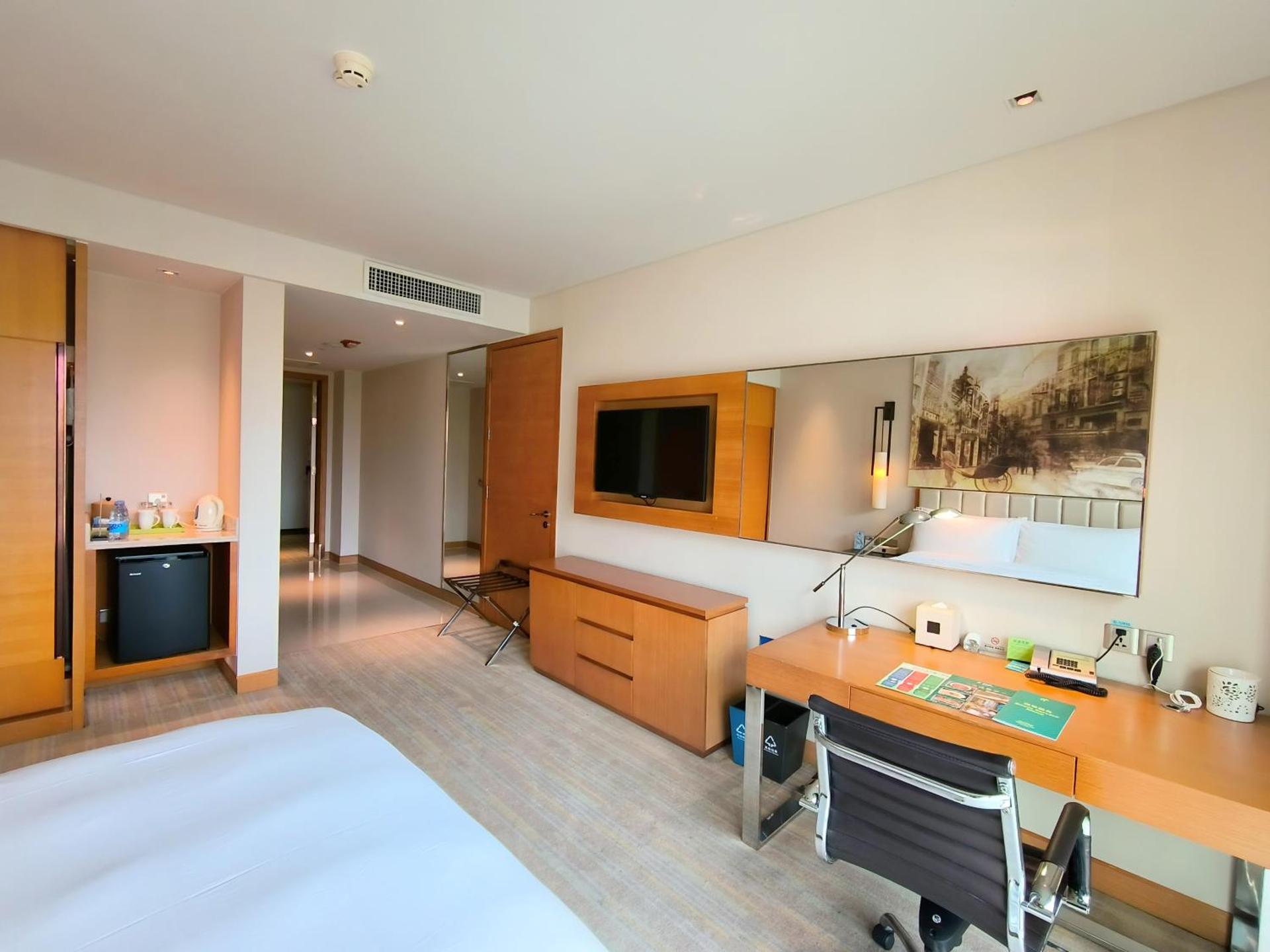 Junluxe Hotel Guangzhou Science City - Photo 32