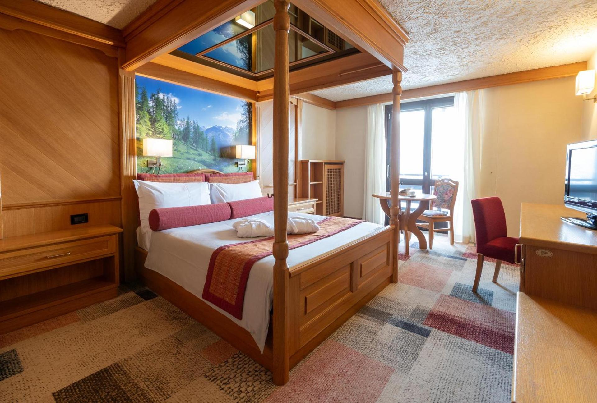 Hotel Intermonti - Photo 60