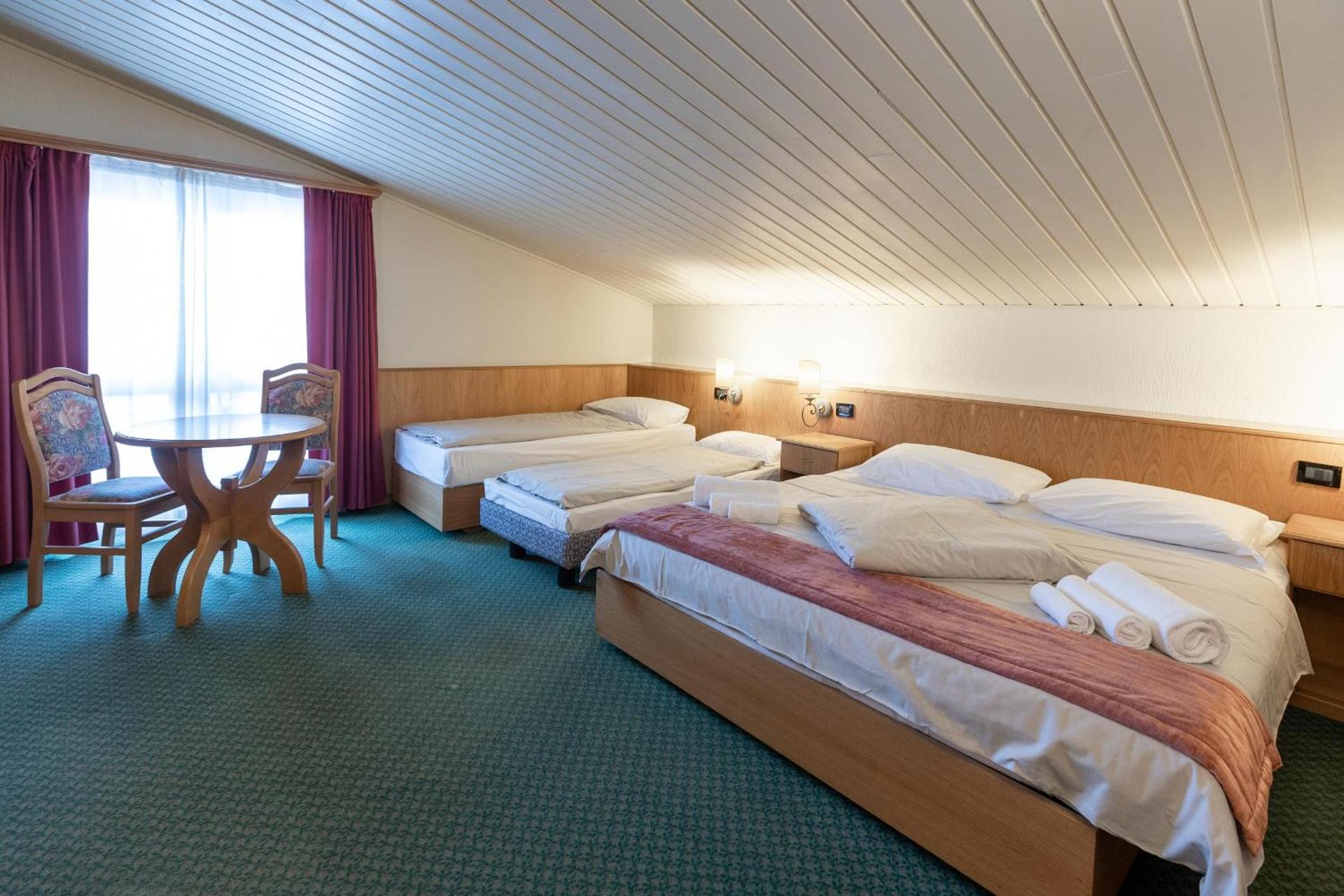 Hotel Intermonti - Photo 31