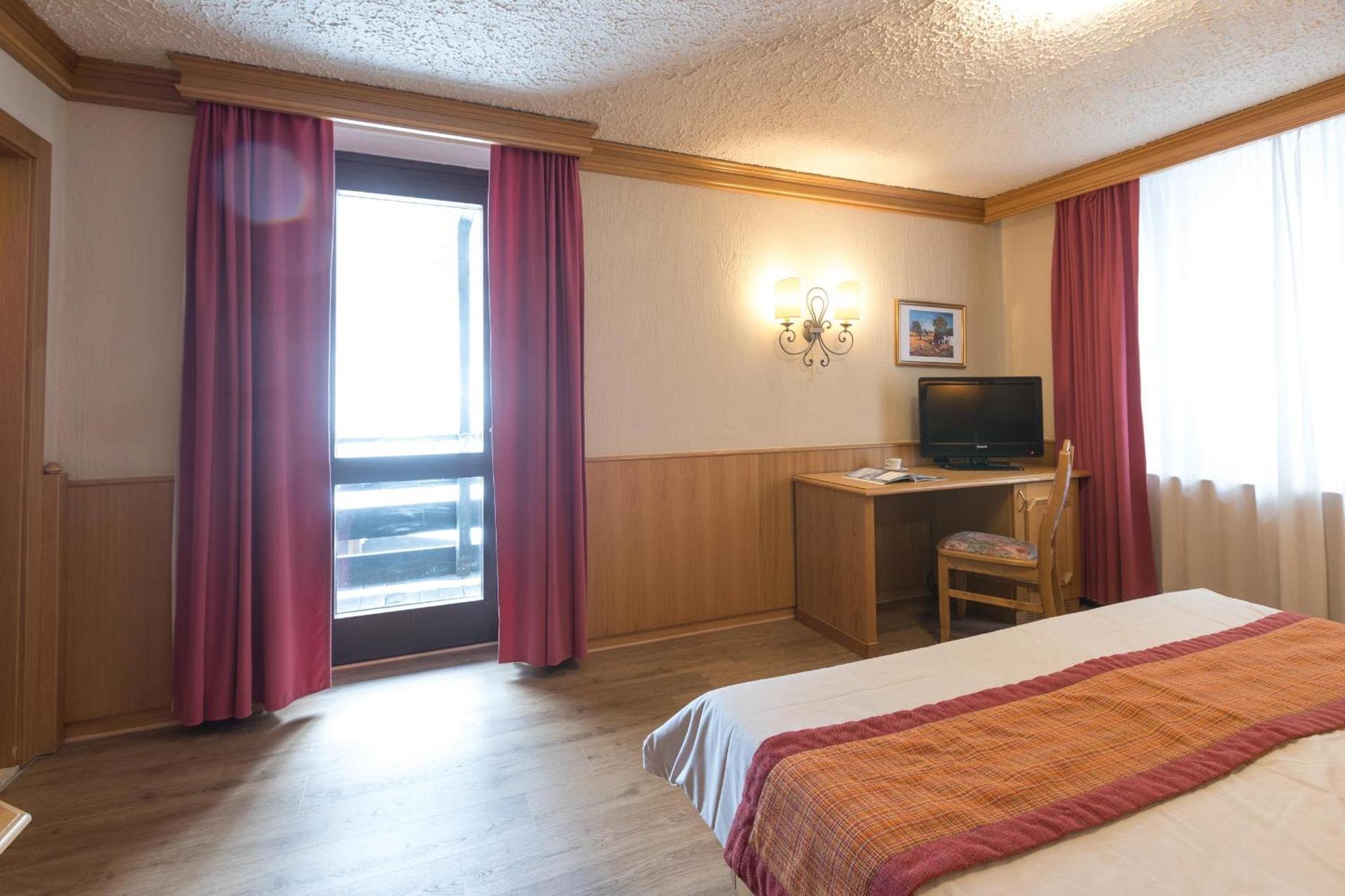 Hotel Intermonti - Photo 61