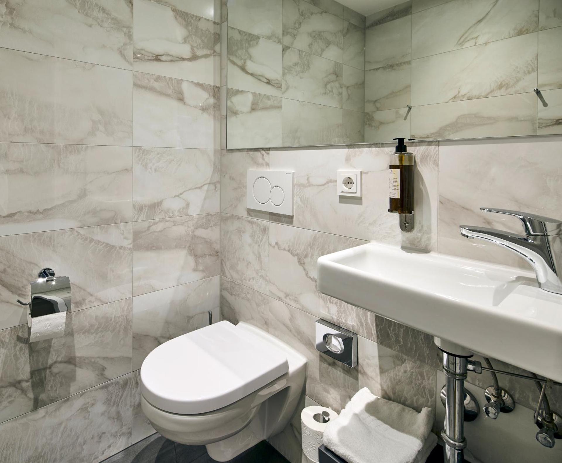 Hotel Kraft - Photo 25