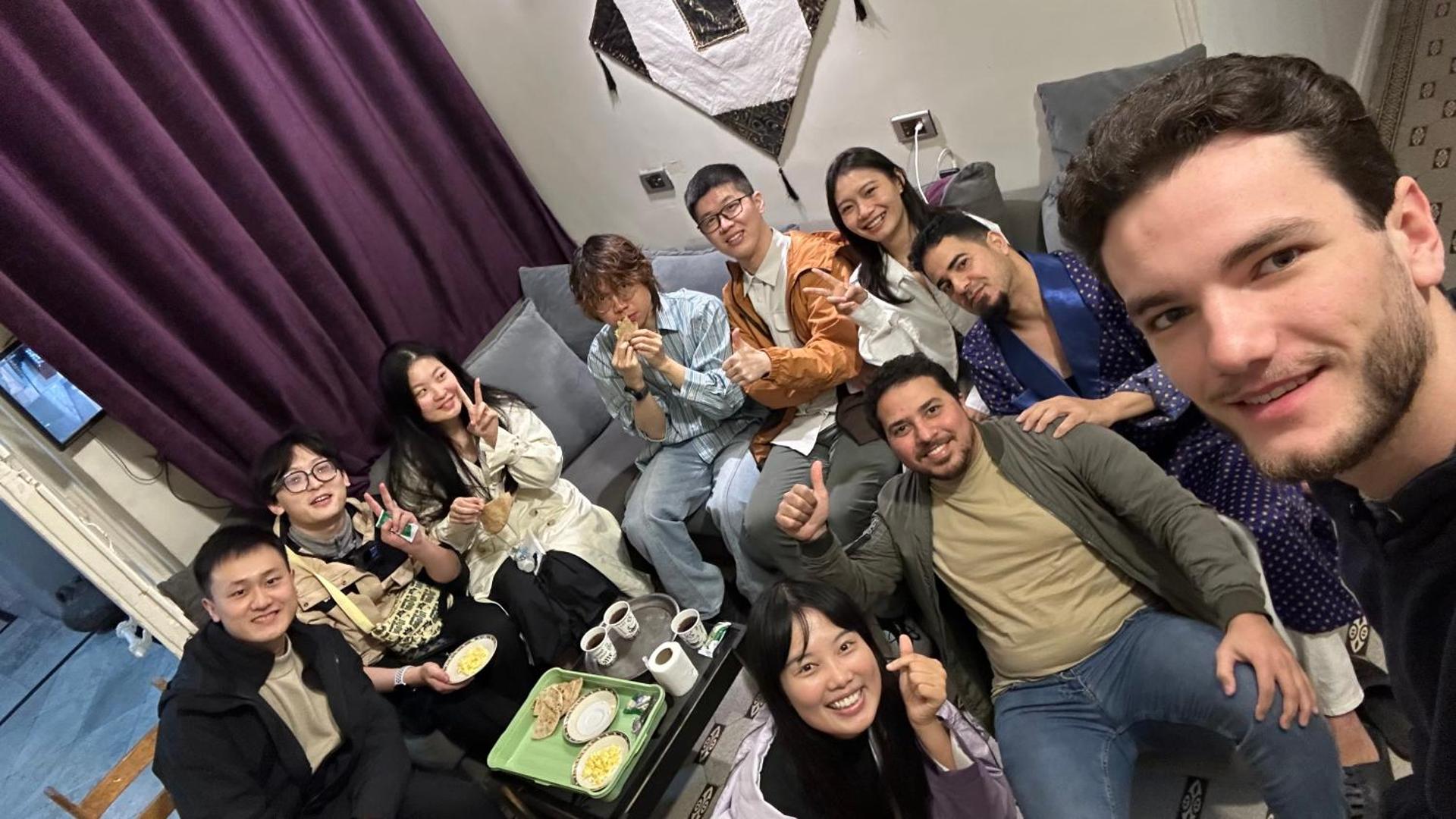 Double Room with Private Bathroom - Photo 3