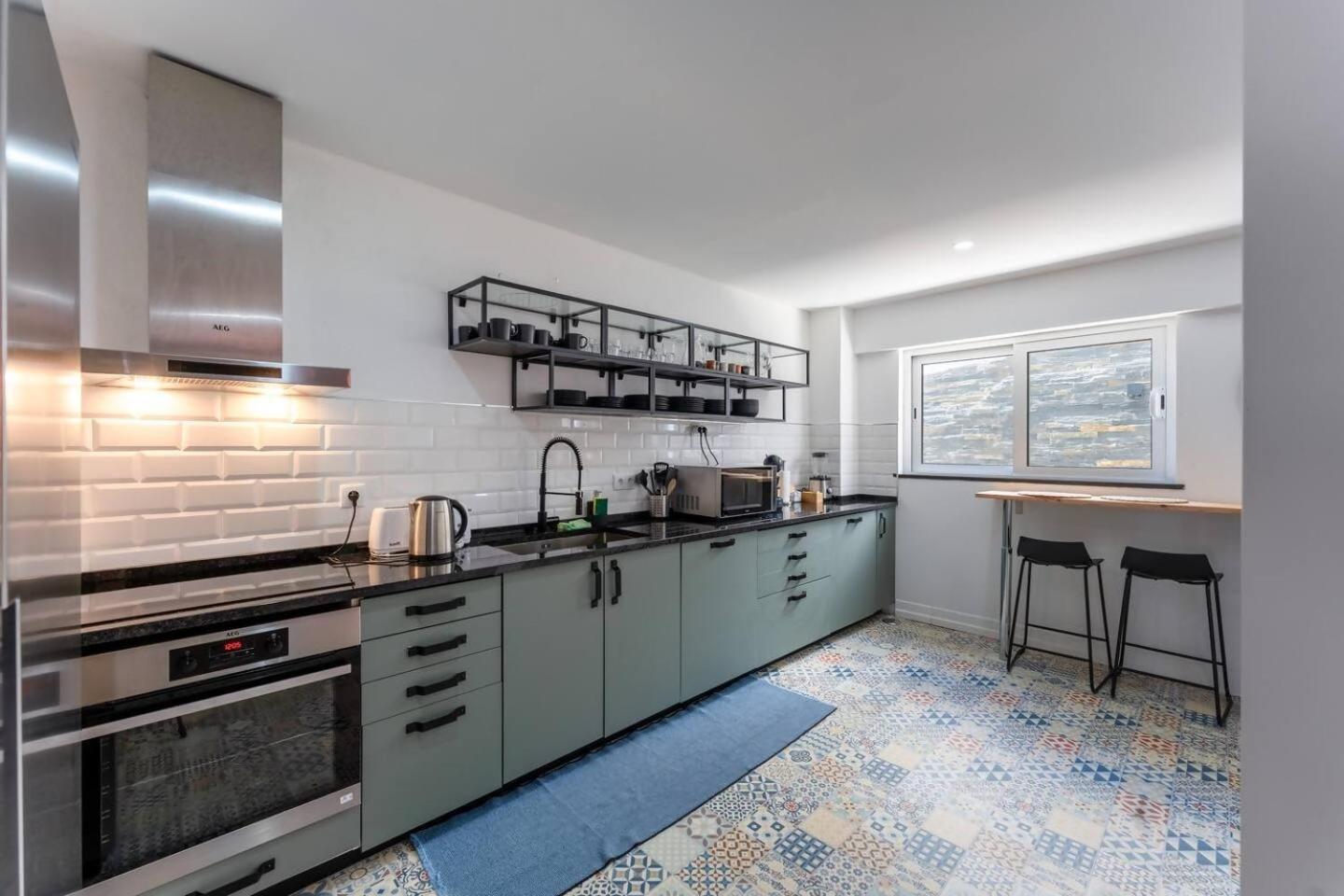 Malpique heated pool & Jacuzzi Guest House - Photo 44