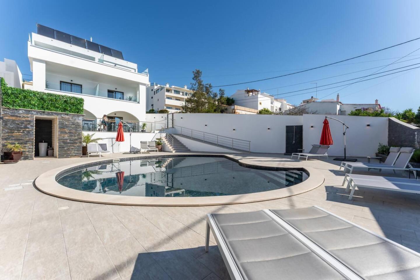 Malpique heated pool & Jacuzzi Guest House - Photo 50