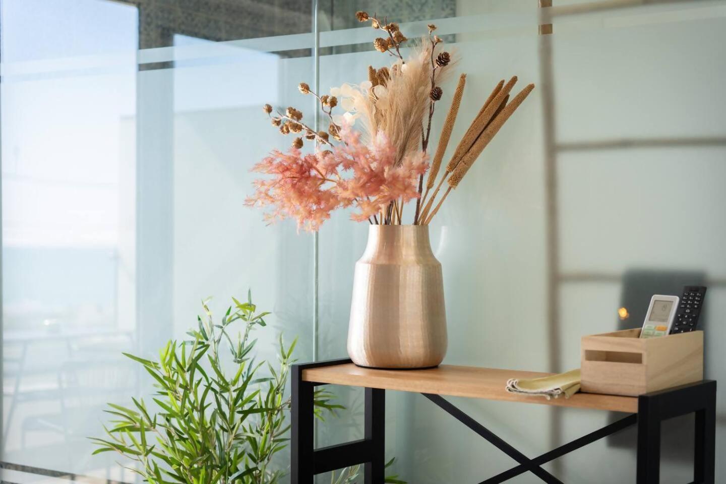 Malpique heated pool & Jacuzzi Guest House - Photo 9