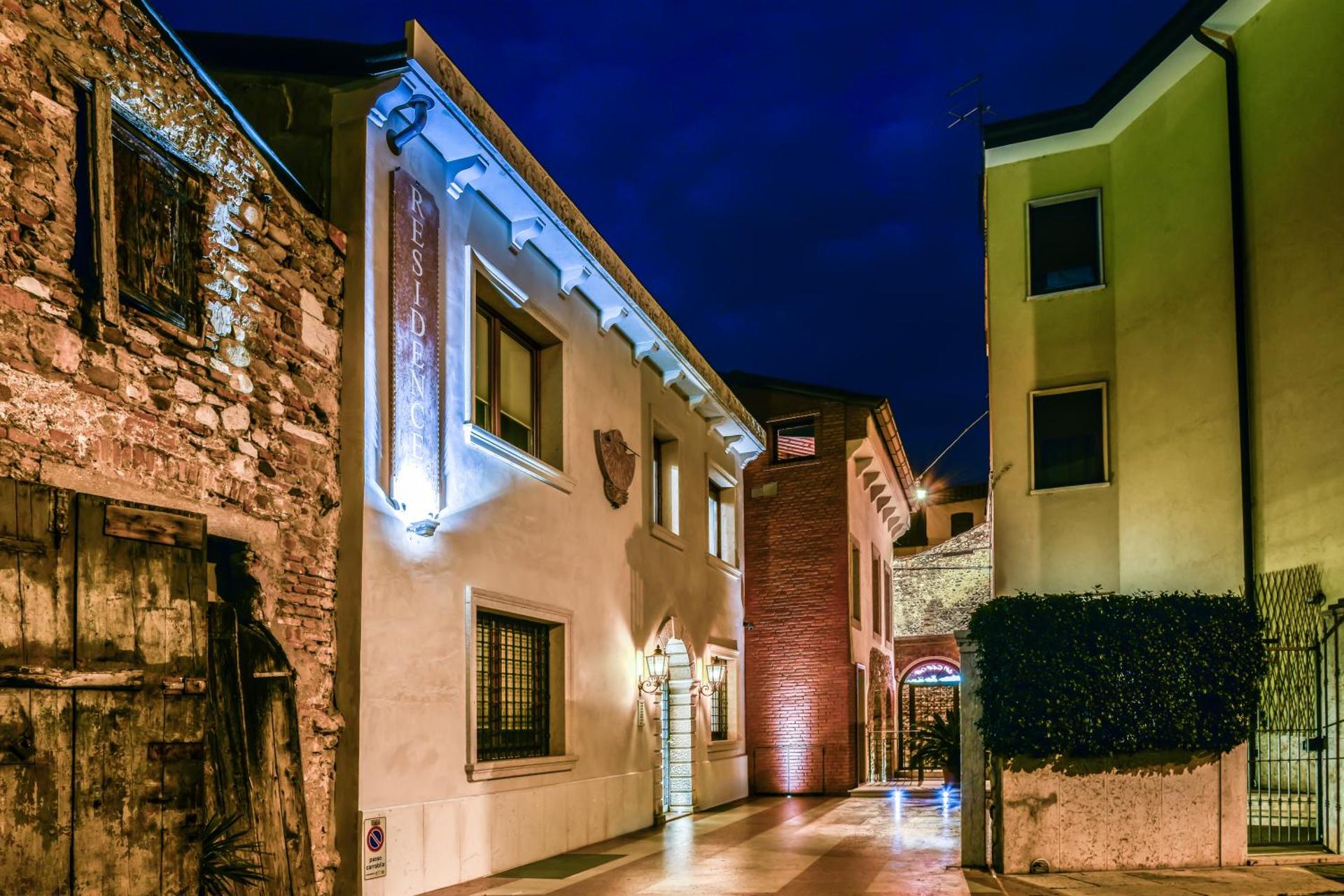 Residence ANTICO SAN ZENO centro storico - Photo 28