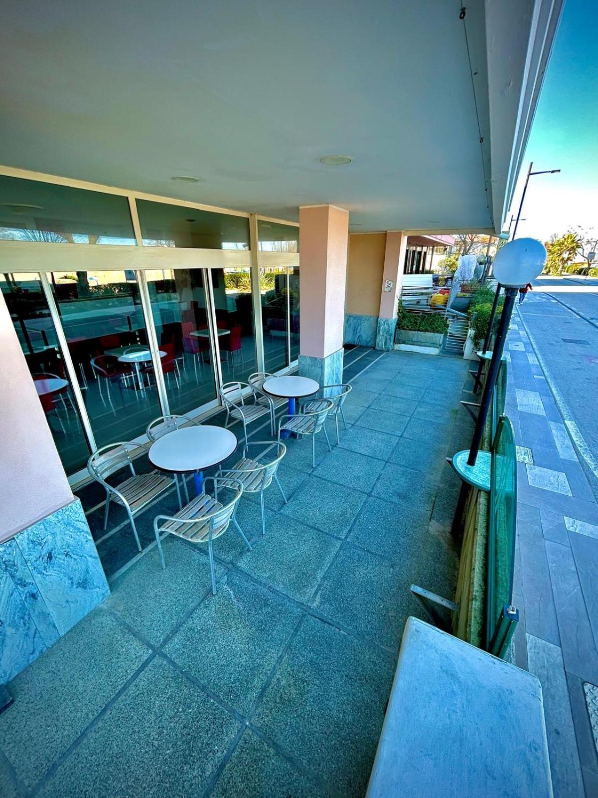 Hotel Sacramora - Photo 28